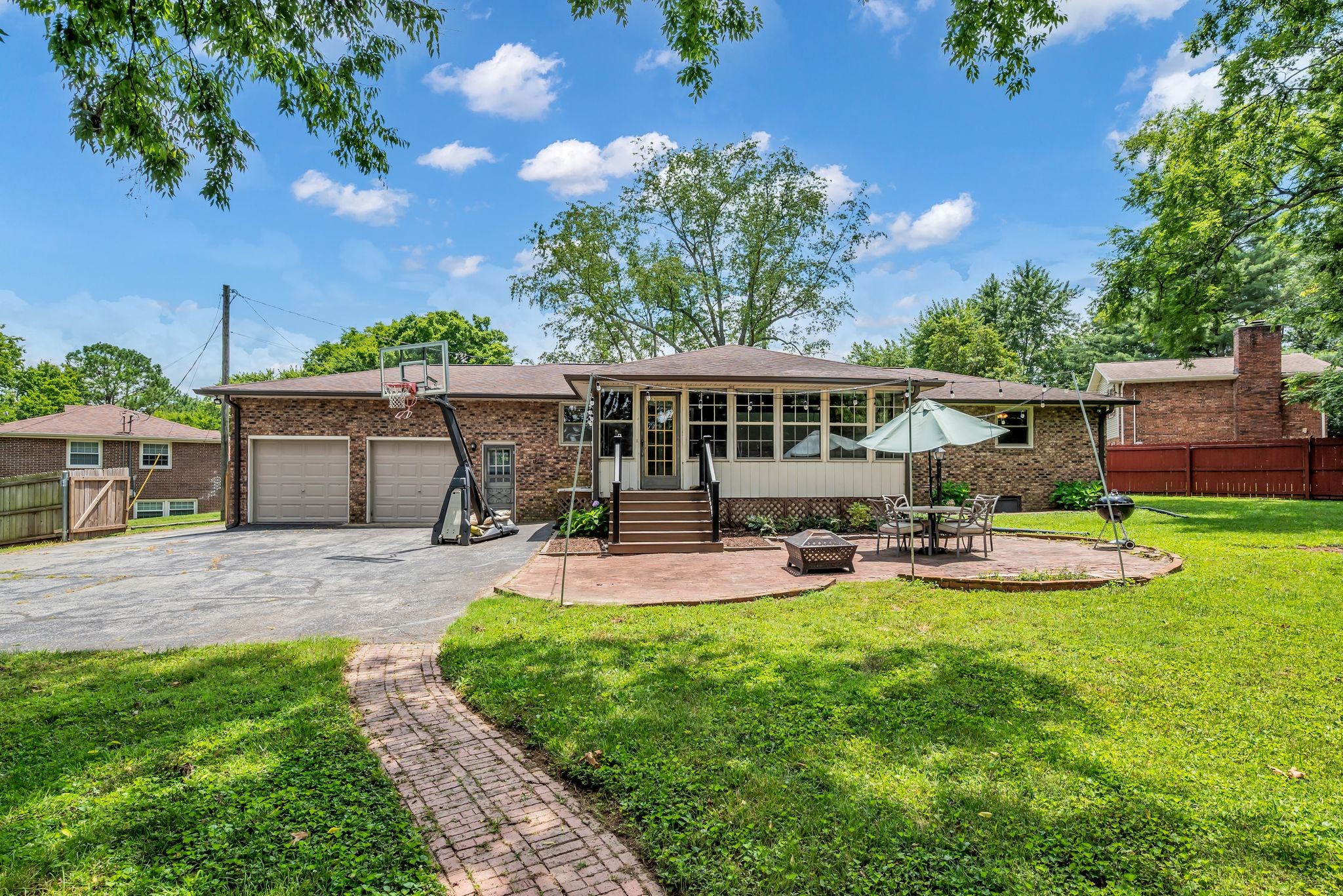 103 Homestead Ct