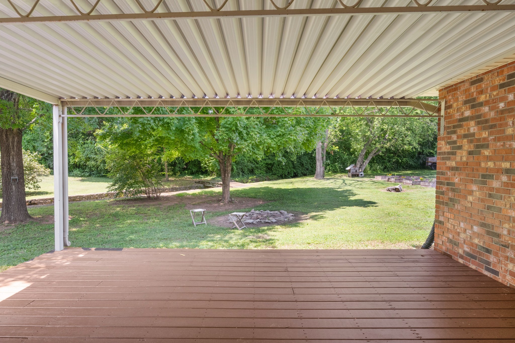 104 Donna Dr