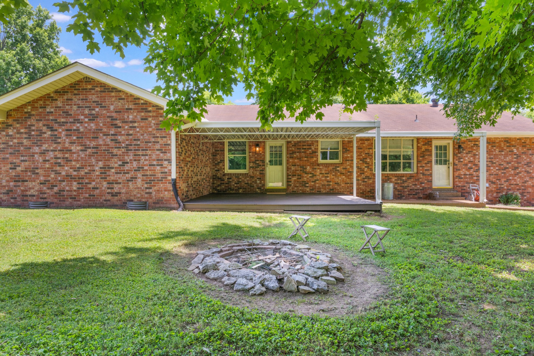 104 Donna Dr