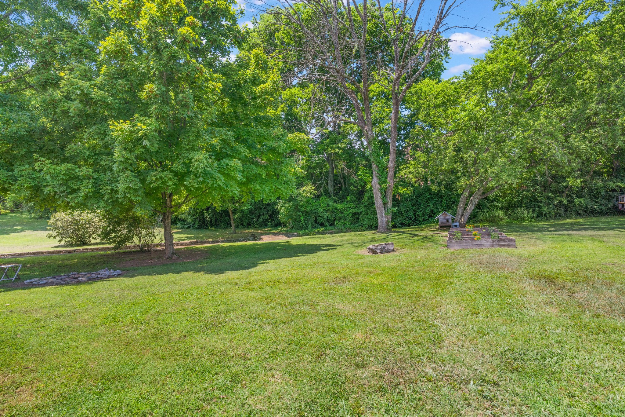 104 Donna Dr