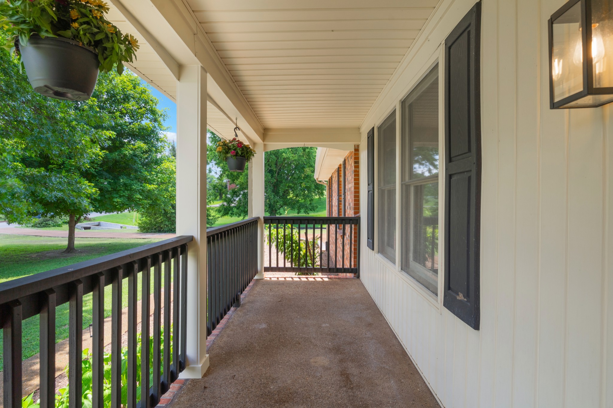 104 Donna Dr