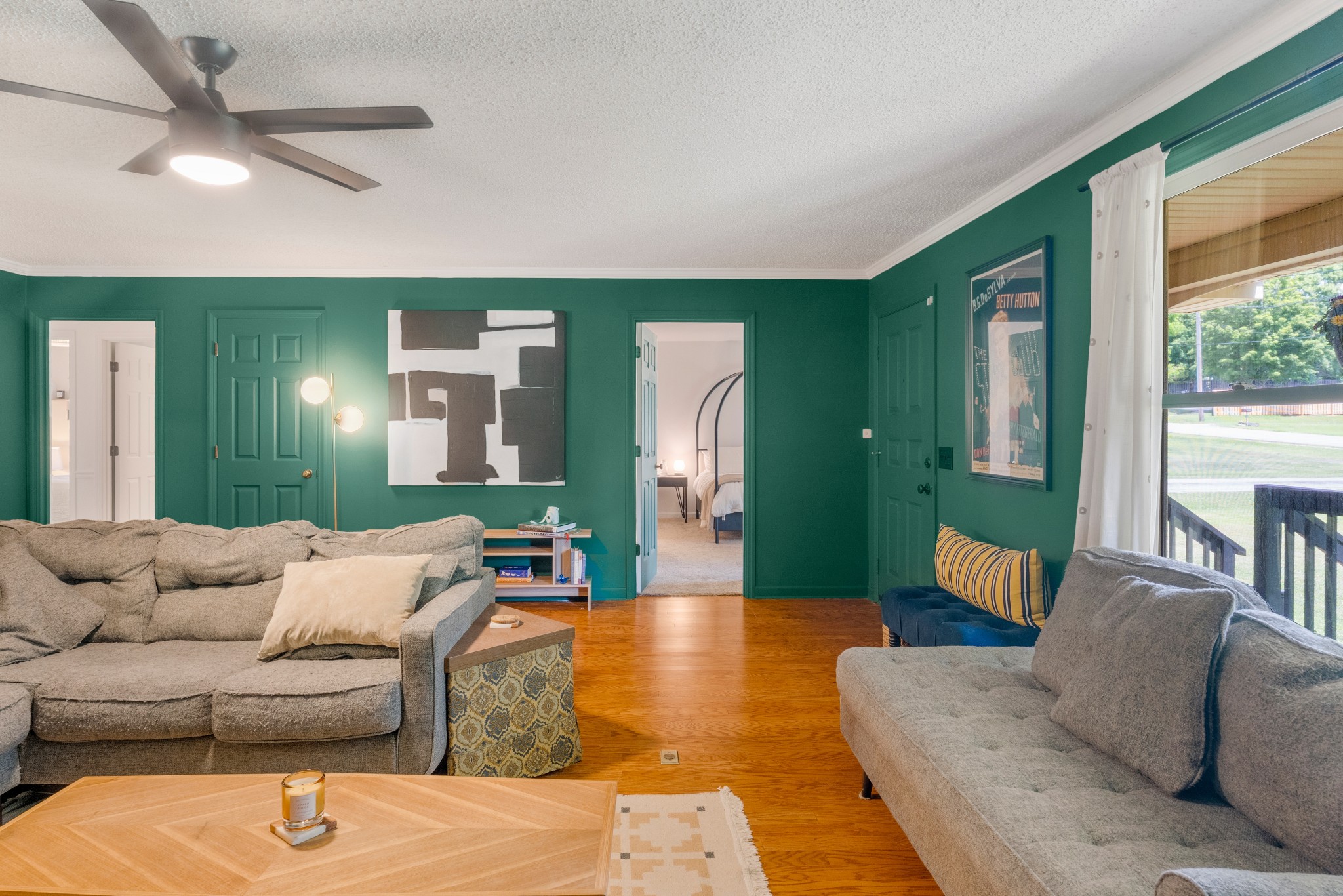 104 Donna Dr