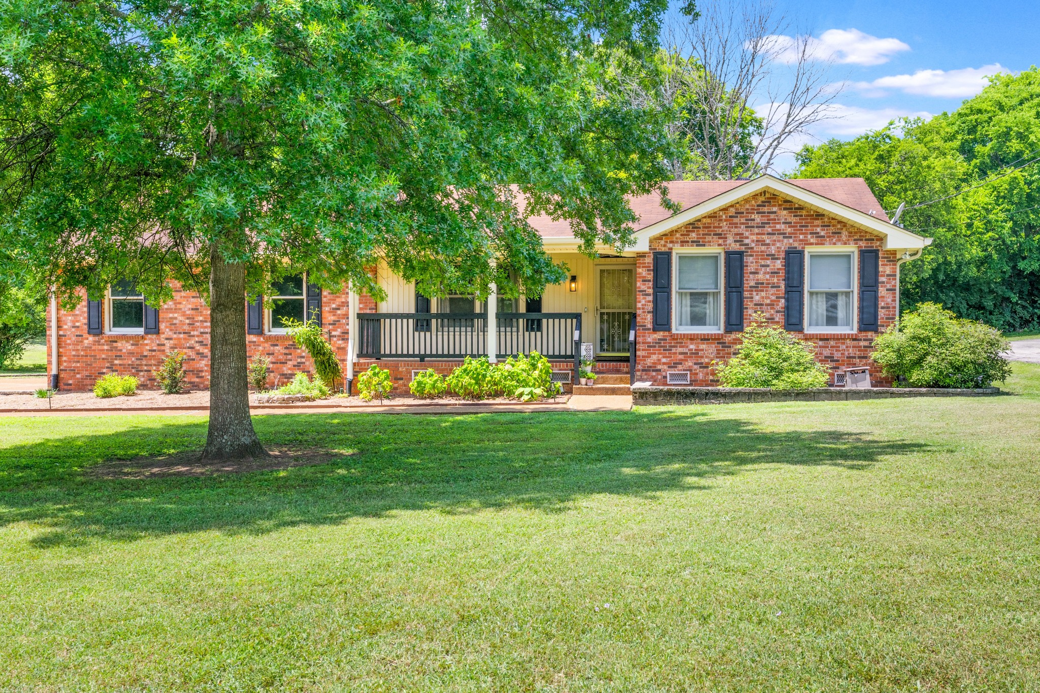 104 Donna Dr
