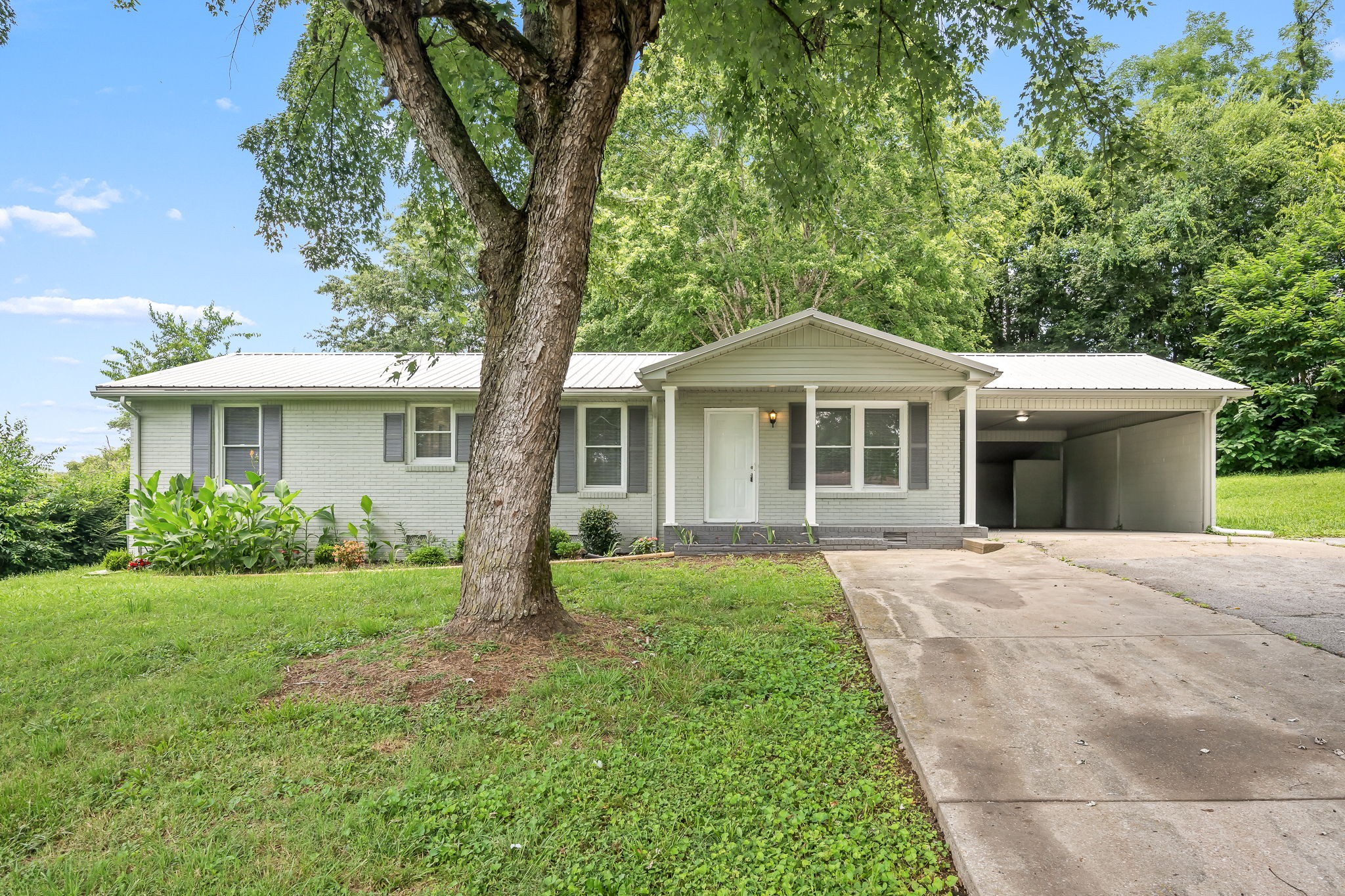 304 Fran Dr