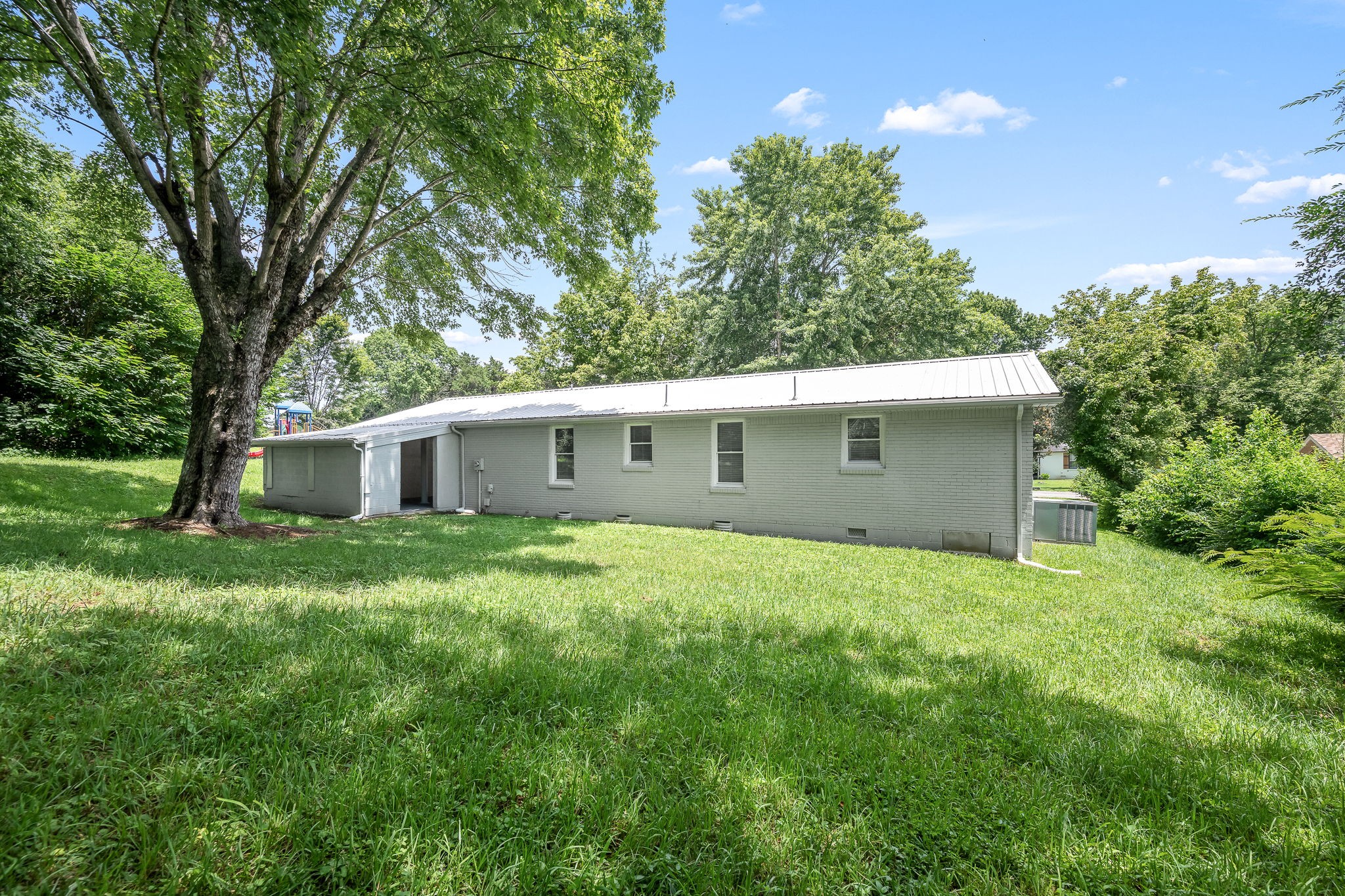 304 Fran Dr