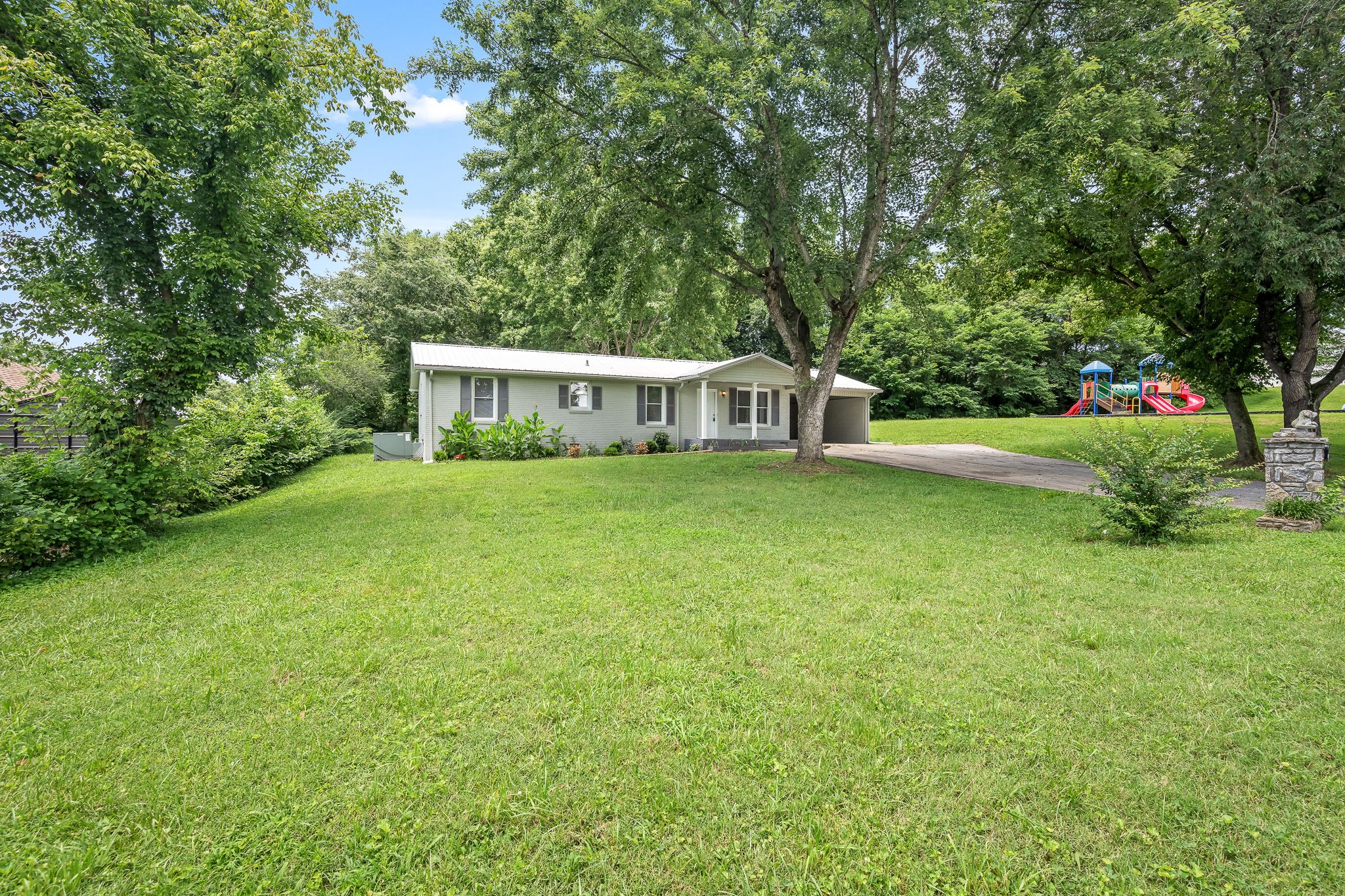 304 Fran Dr