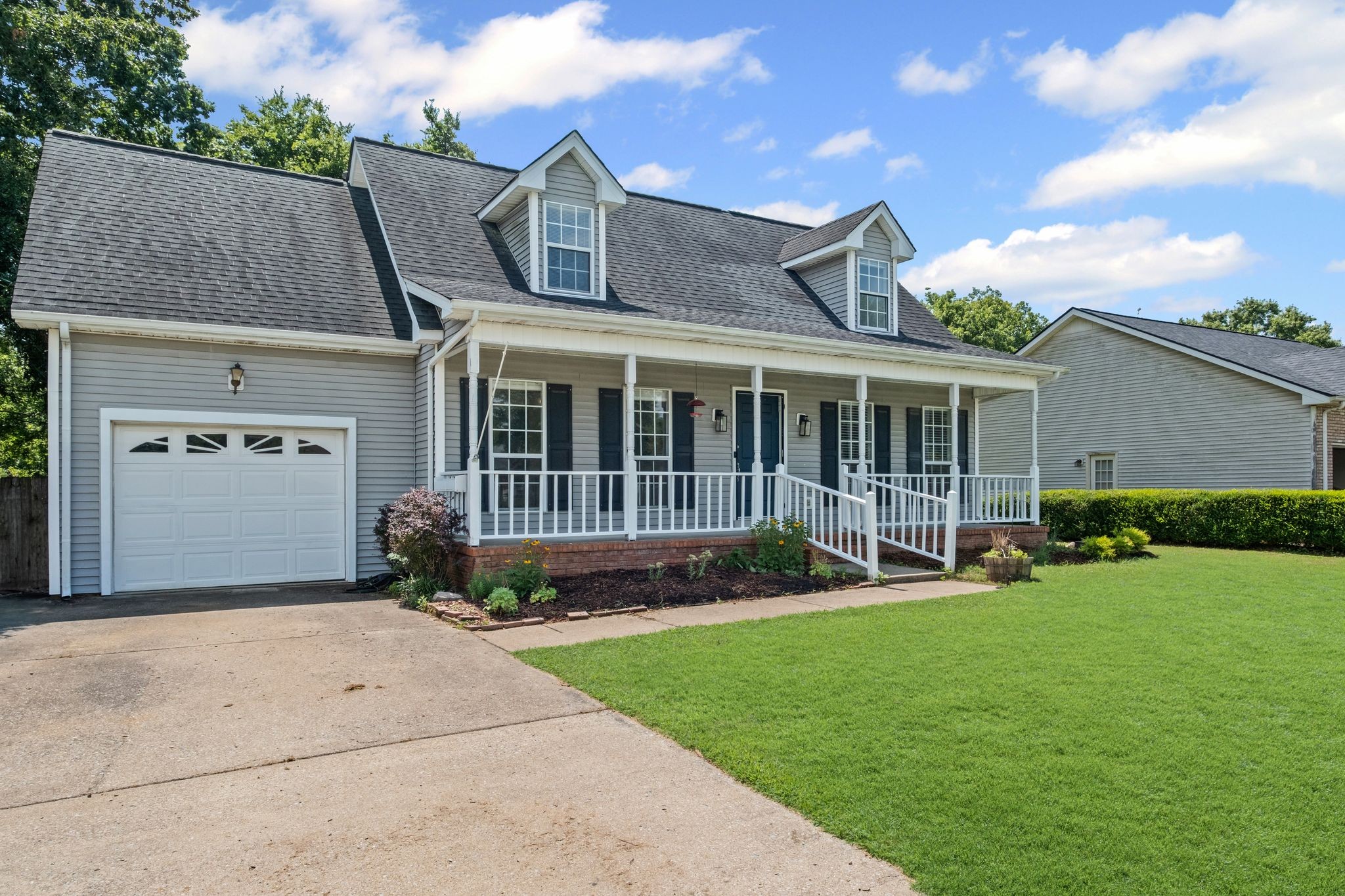 529 Autumndale Dr