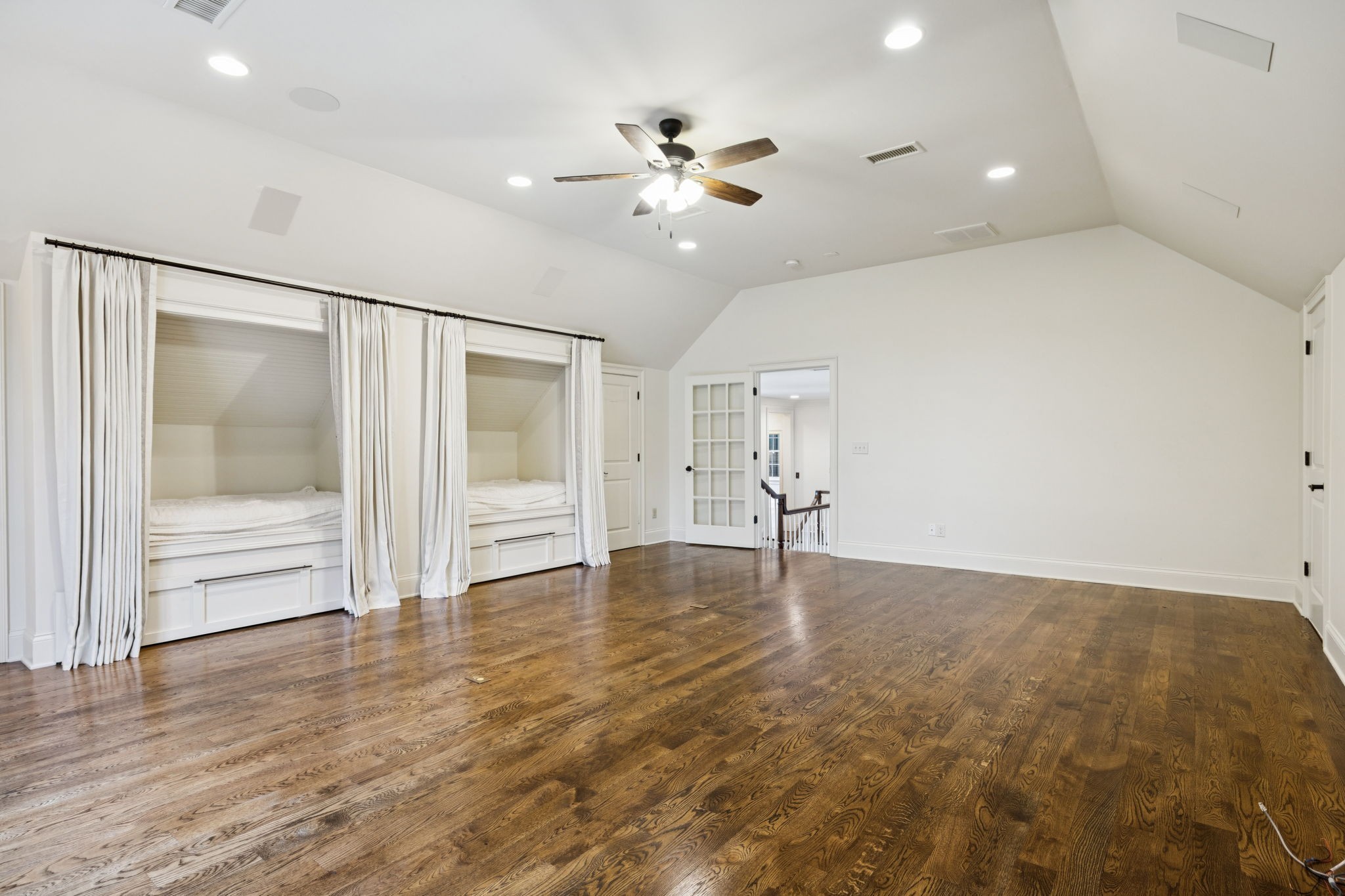 1616 Championship Blvd