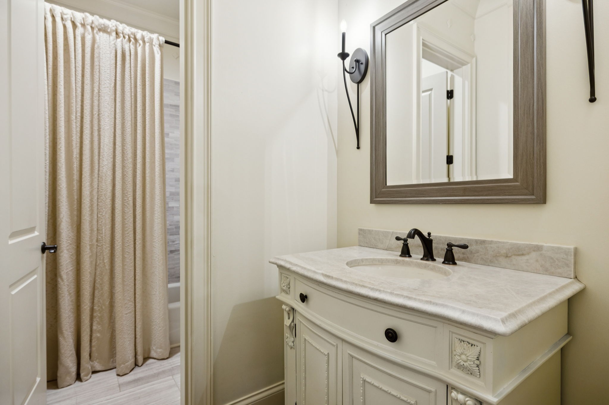 1616 Championship Blvd