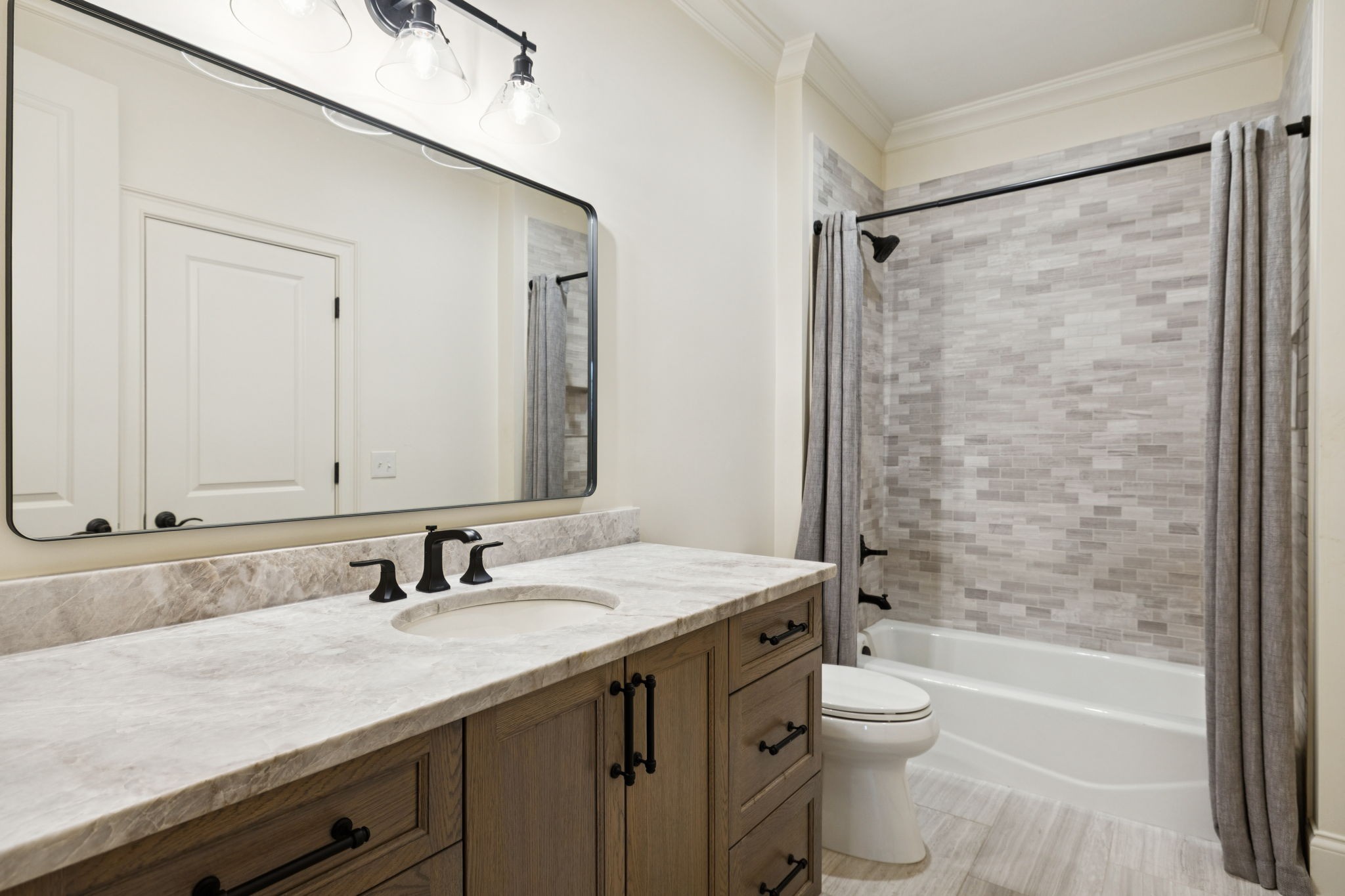 1616 Championship Blvd