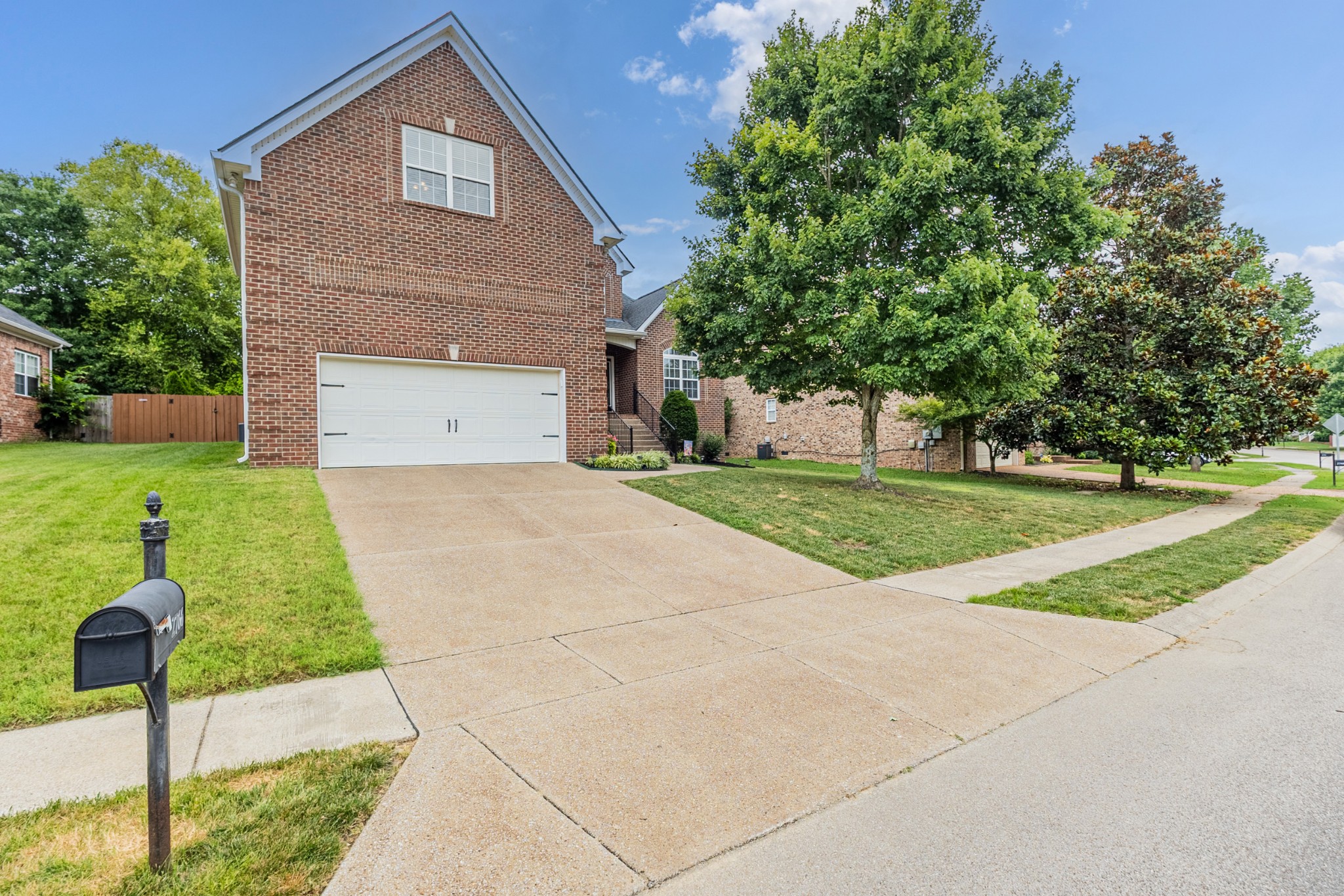 2766 Trasbin Ct