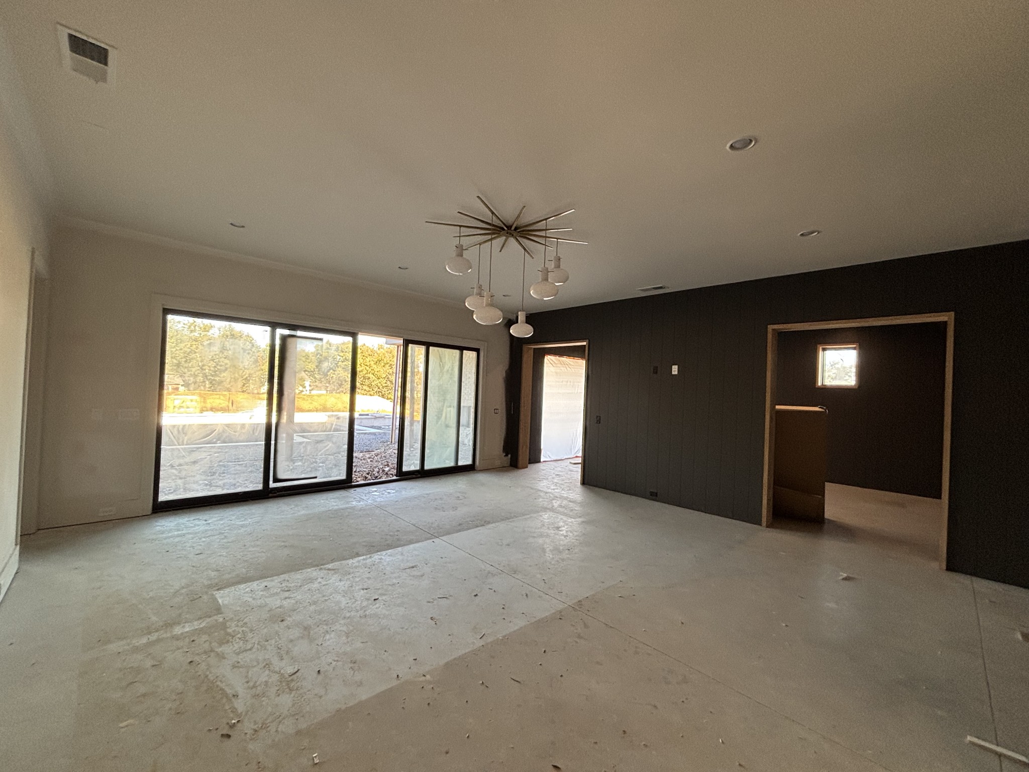 8106 Turning Point Dr