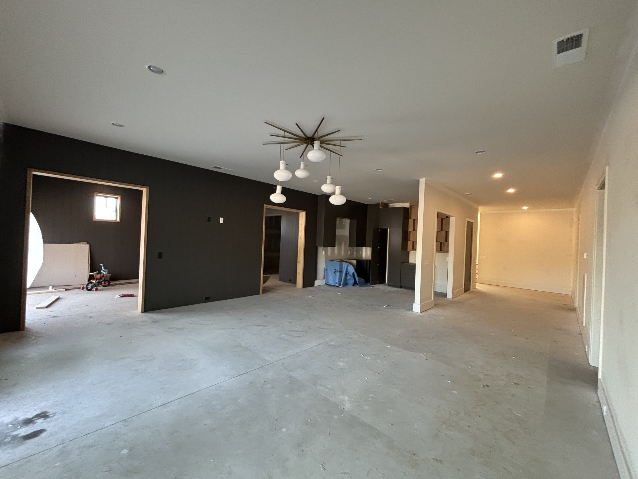 8106 Turning Point Dr