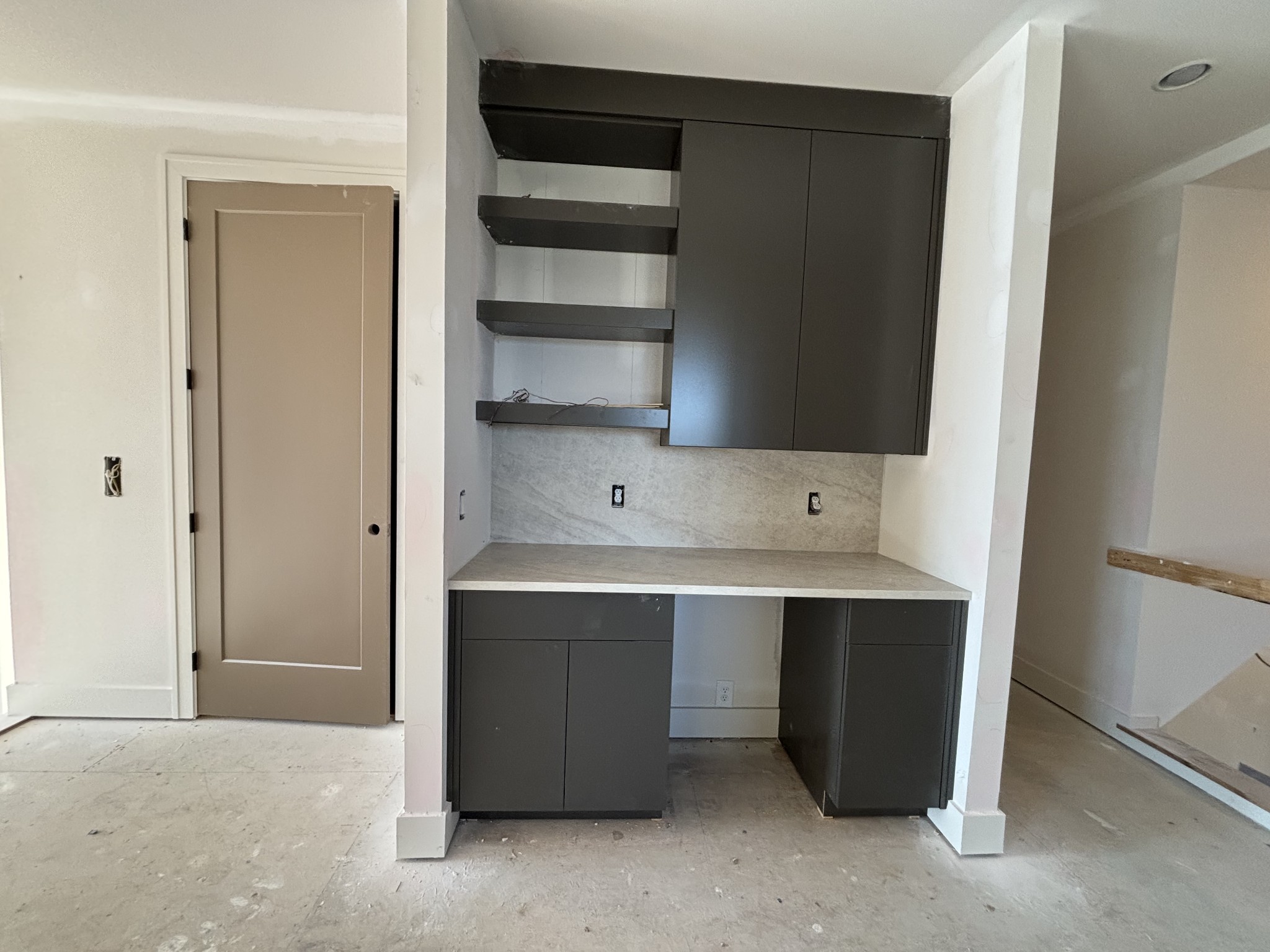 8106 Turning Point Dr