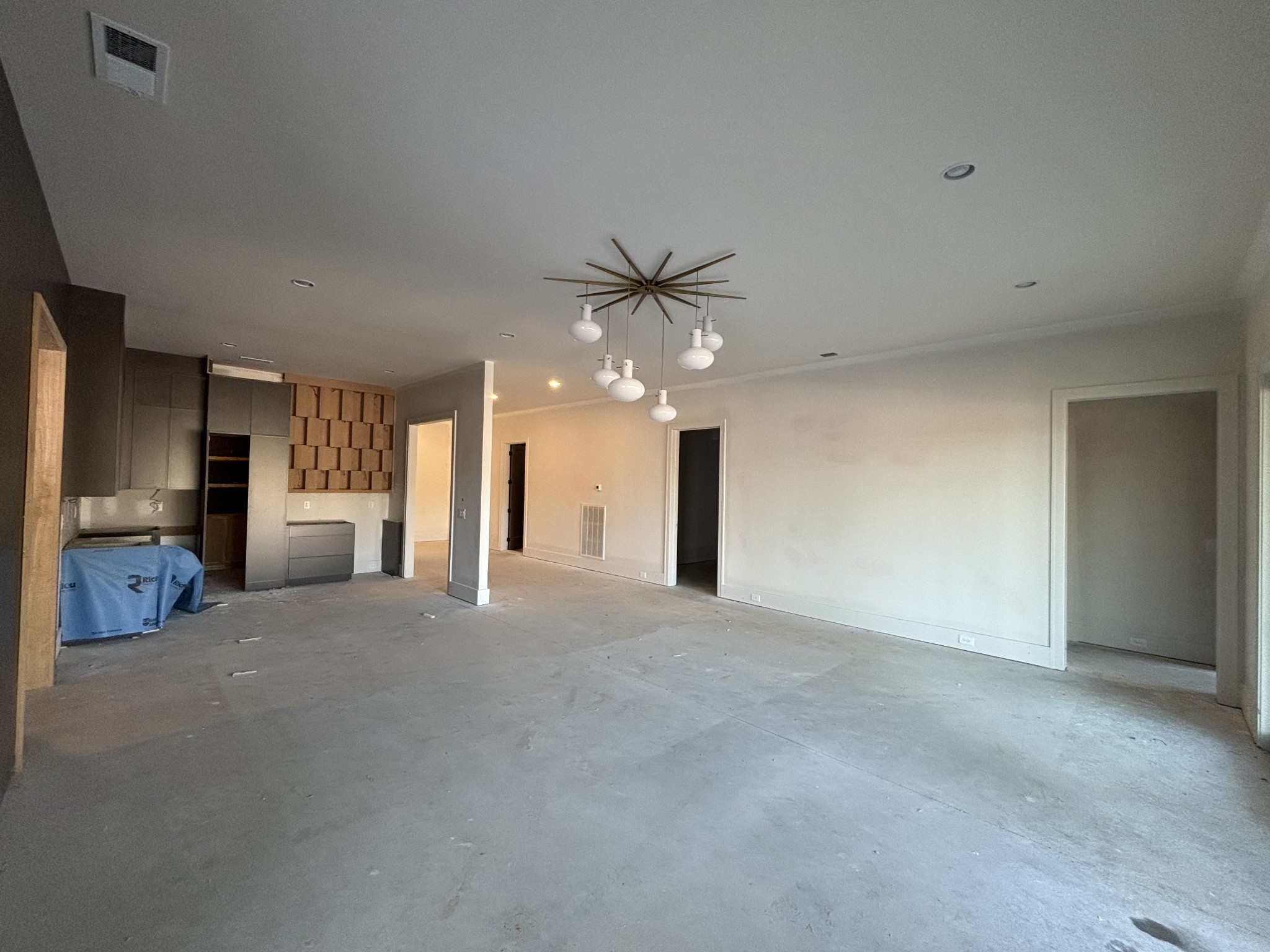 8106 Turning Point Dr