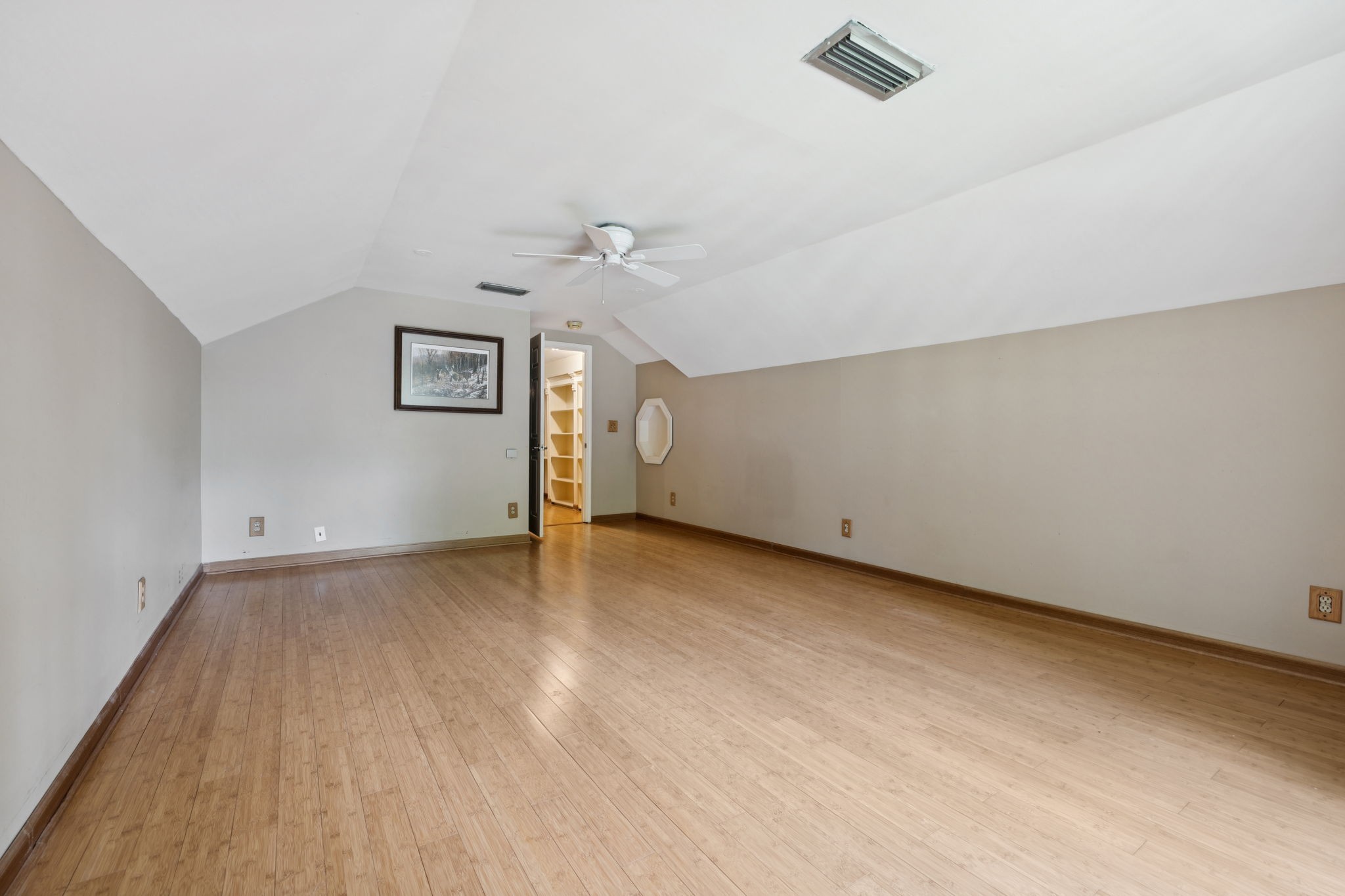 5353 Green Valley Ct