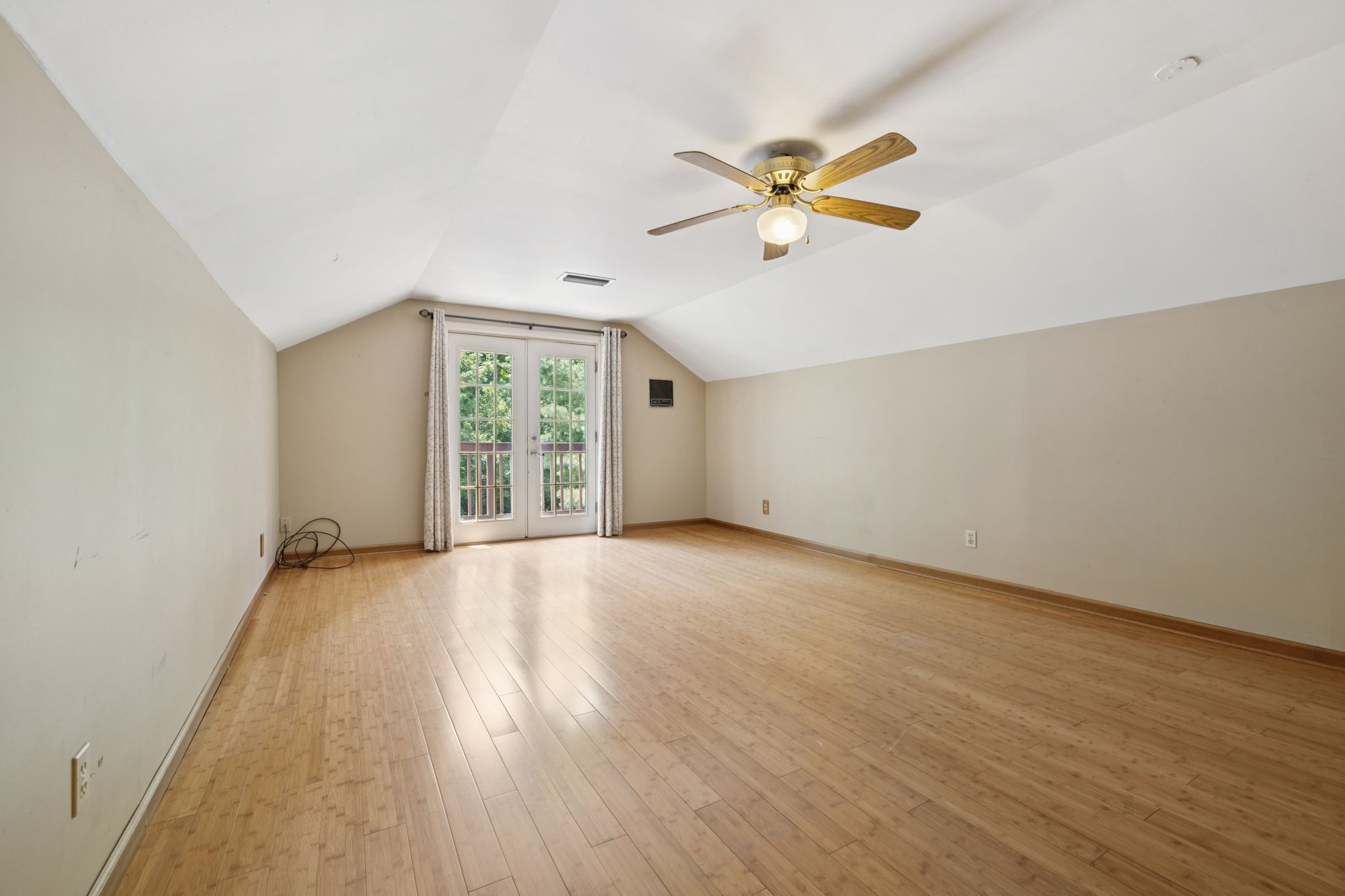 5353 Green Valley Ct