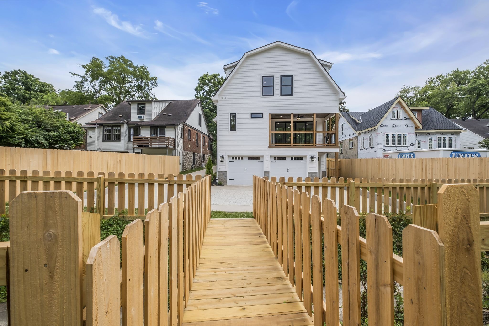 2704 Westwood Avenue