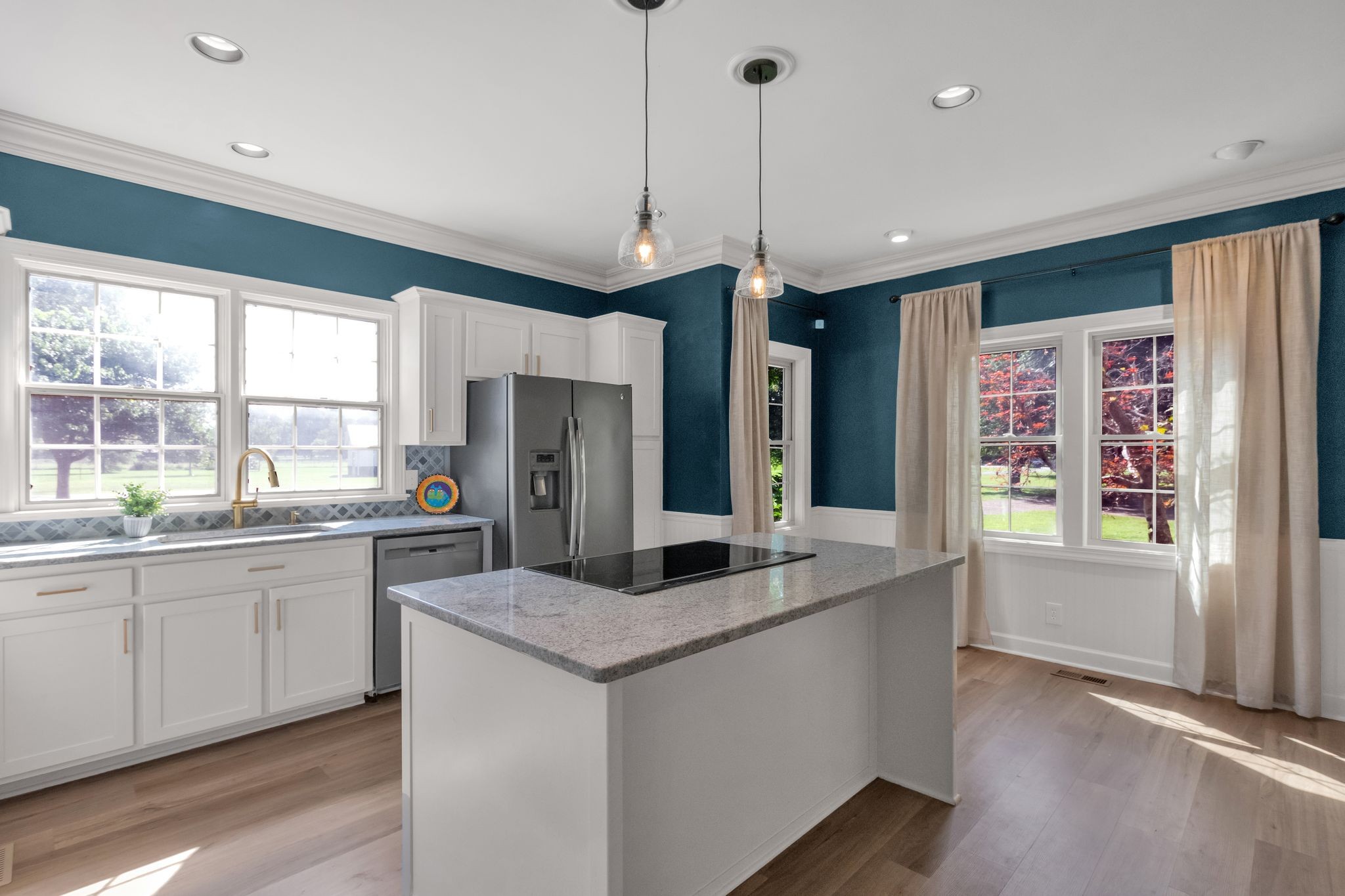 2329 Irby Ln
