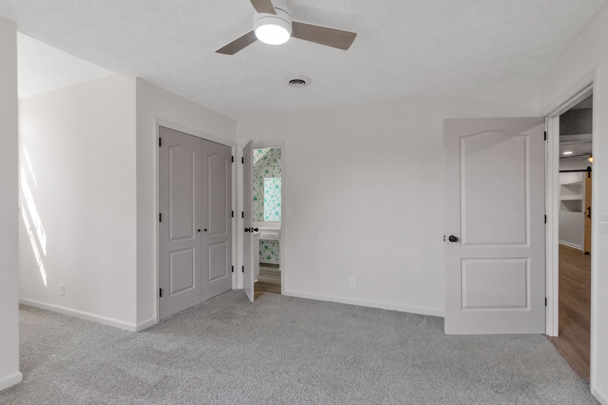 2329 Irby Ln