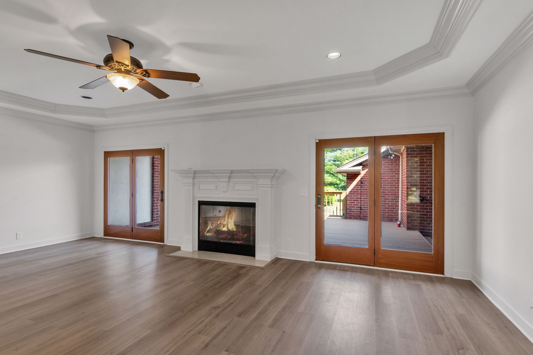 2329 Irby Ln