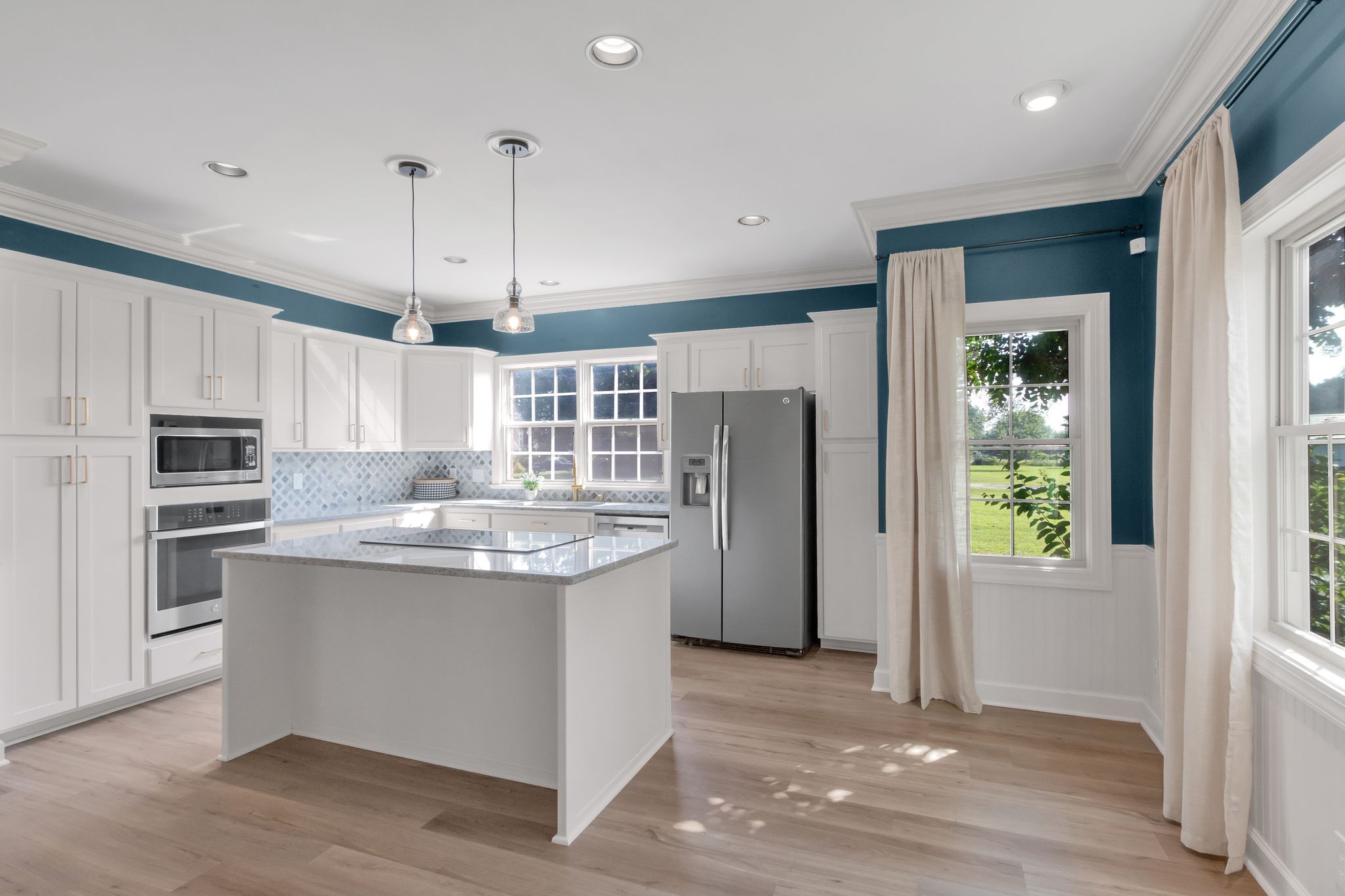 2329 Irby Ln