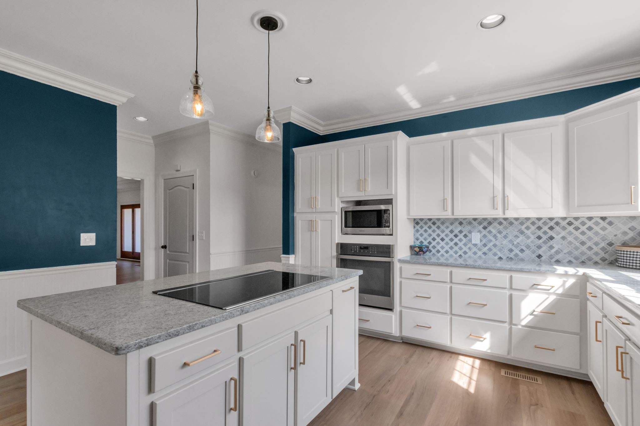 2329 Irby Ln