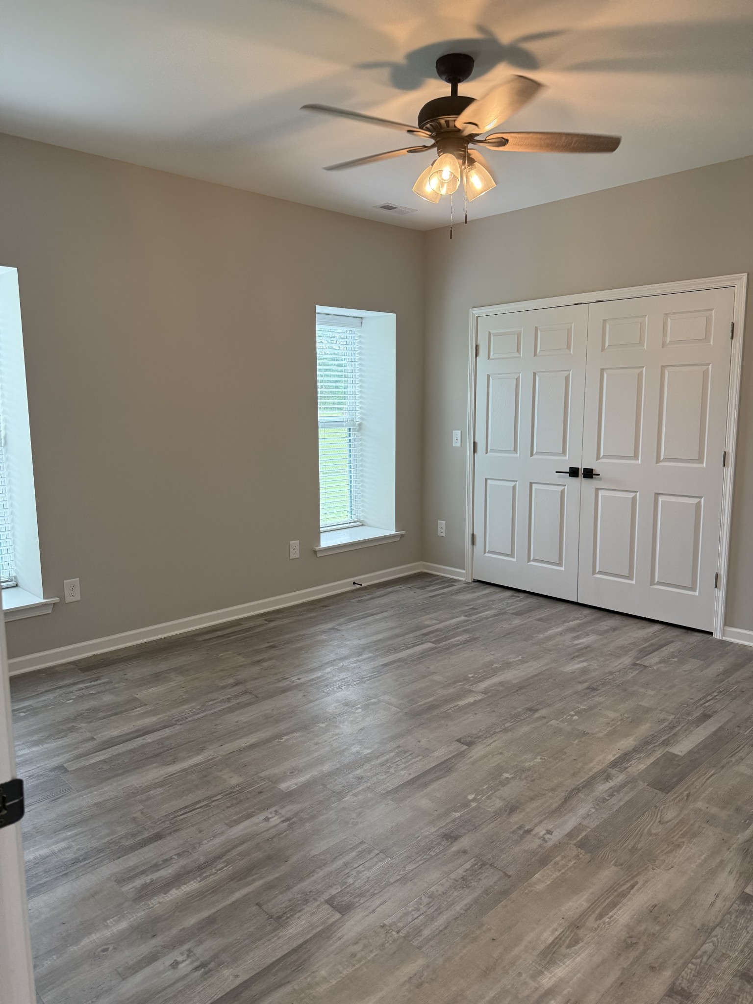 2329 Irby Ln
