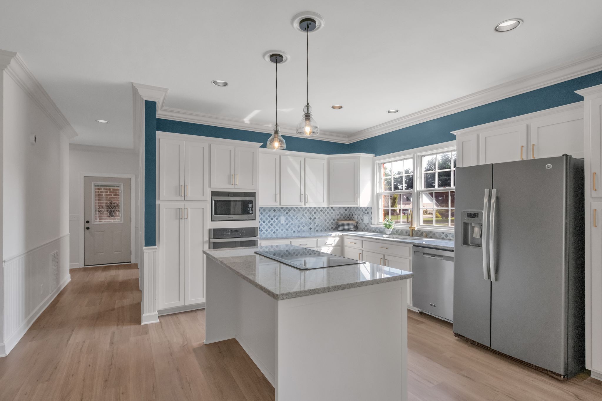 2329 Irby Ln