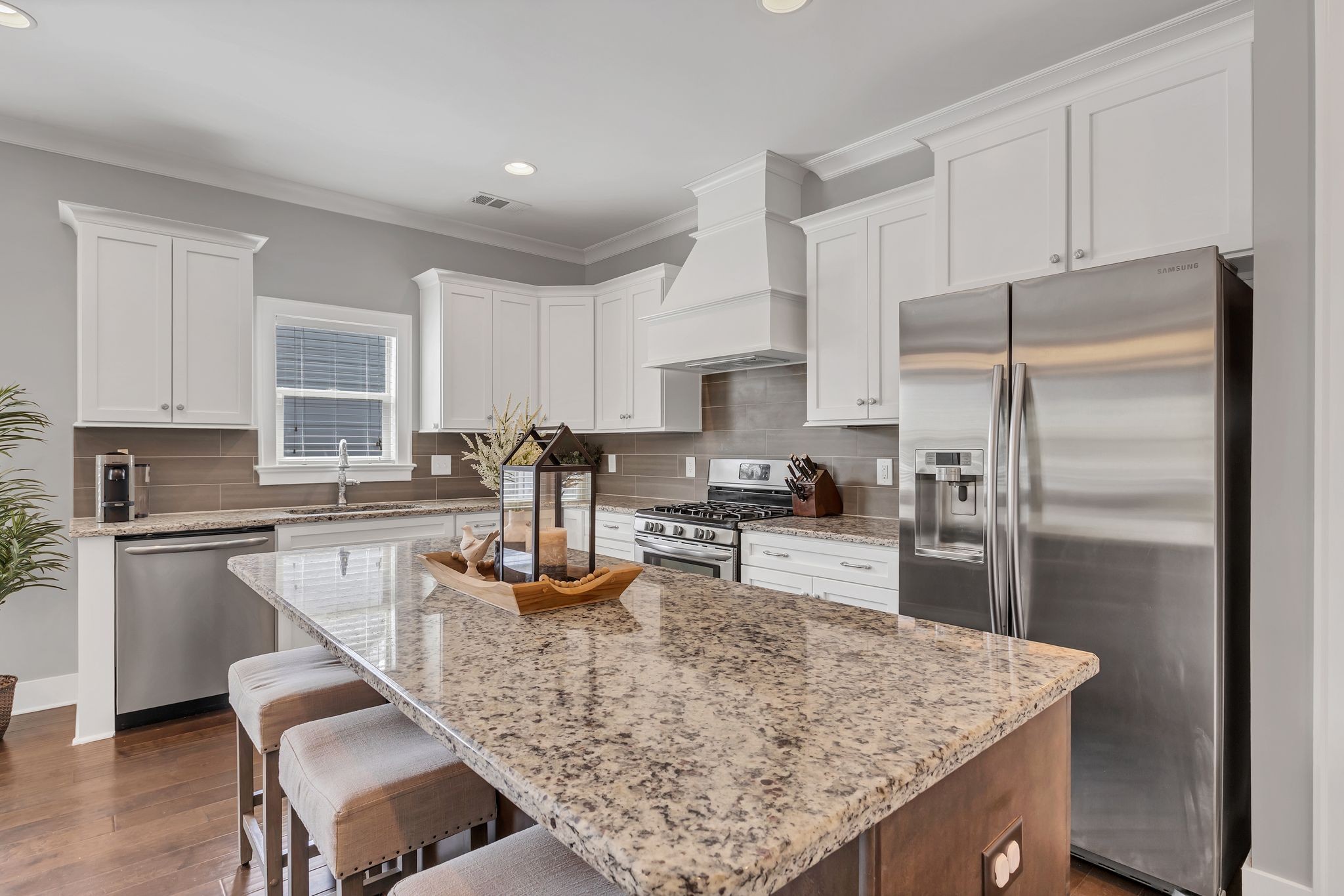 459 Finnhorse Ln
