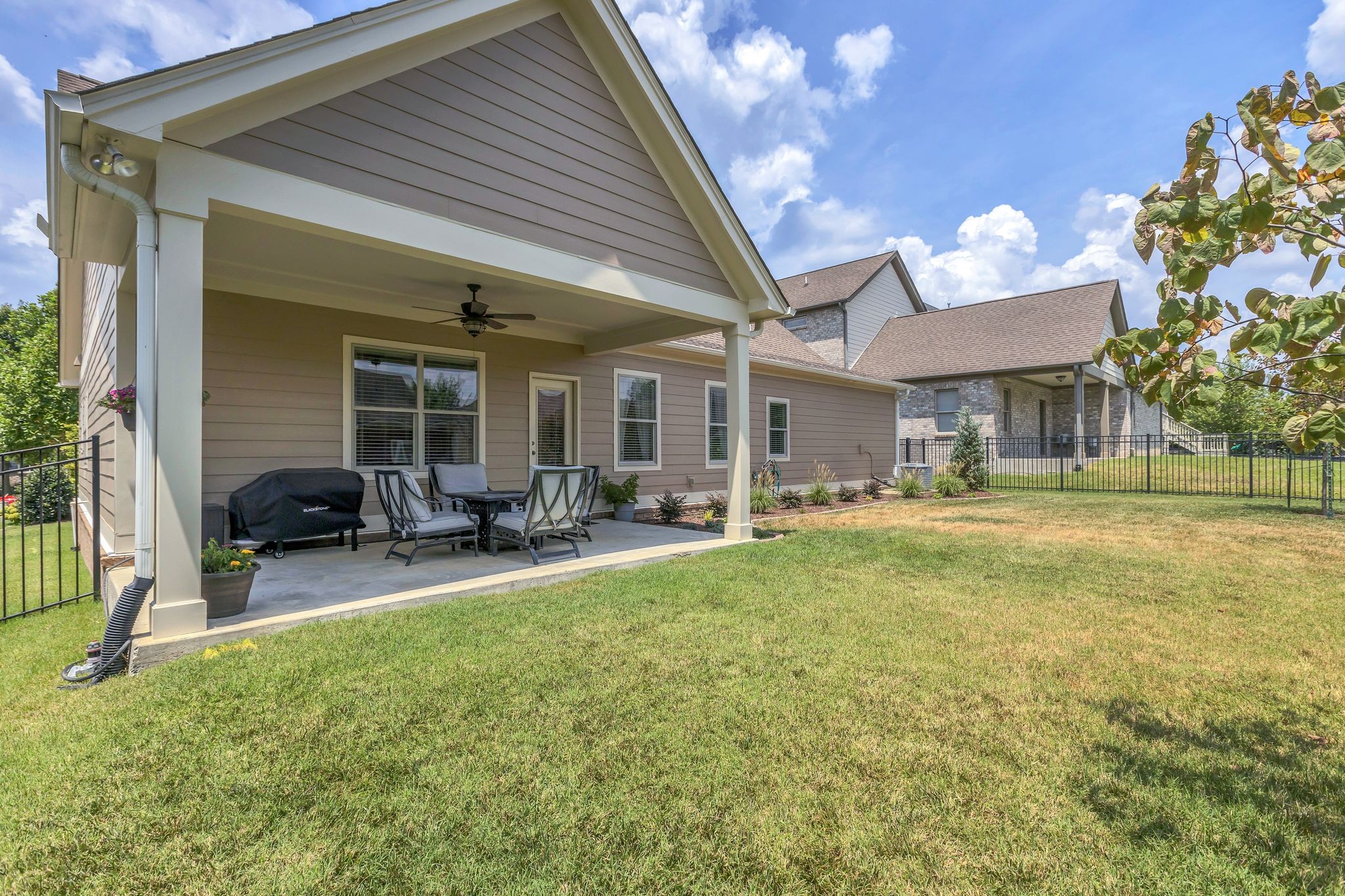 459 Finnhorse Ln