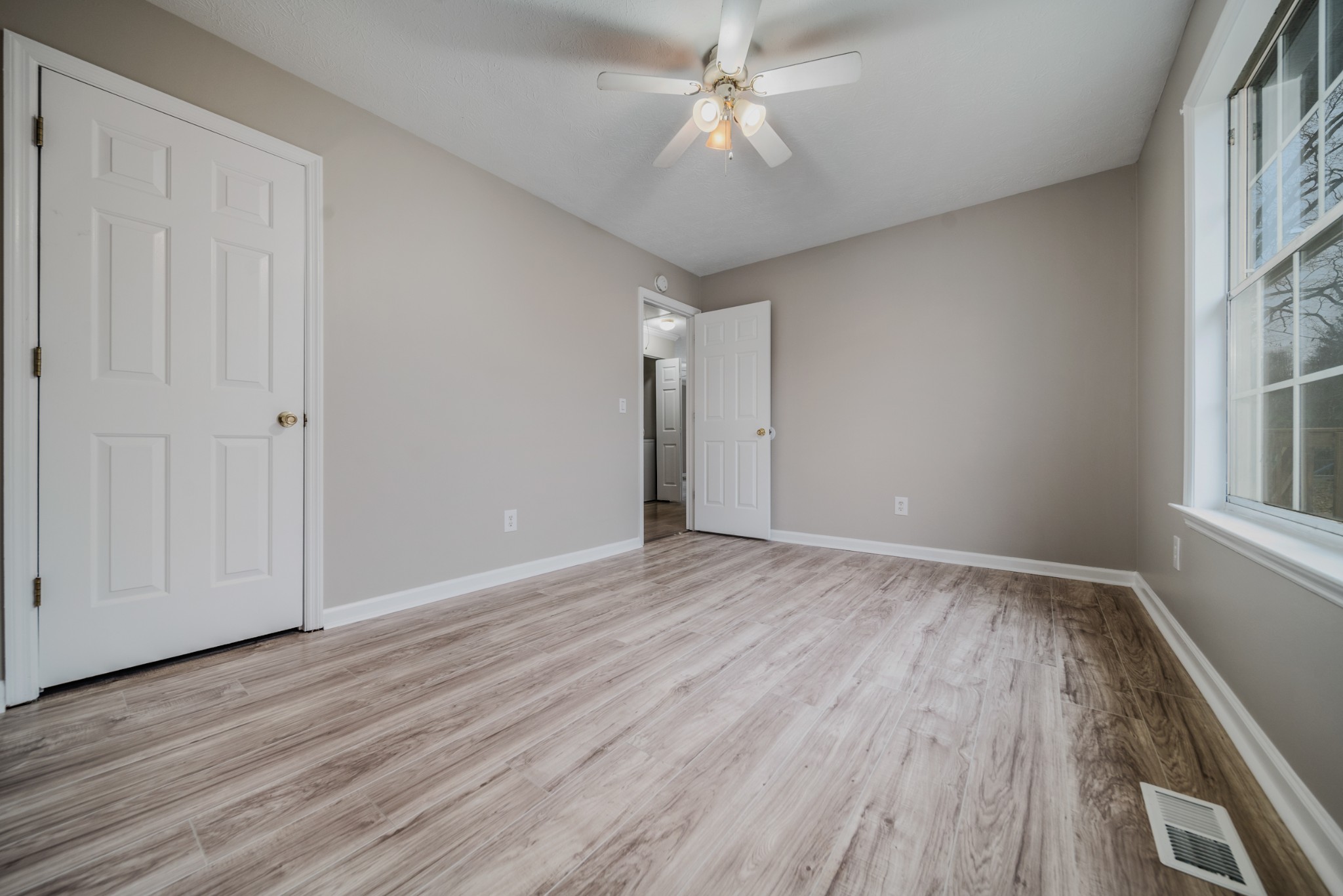 110 Chatham Ct