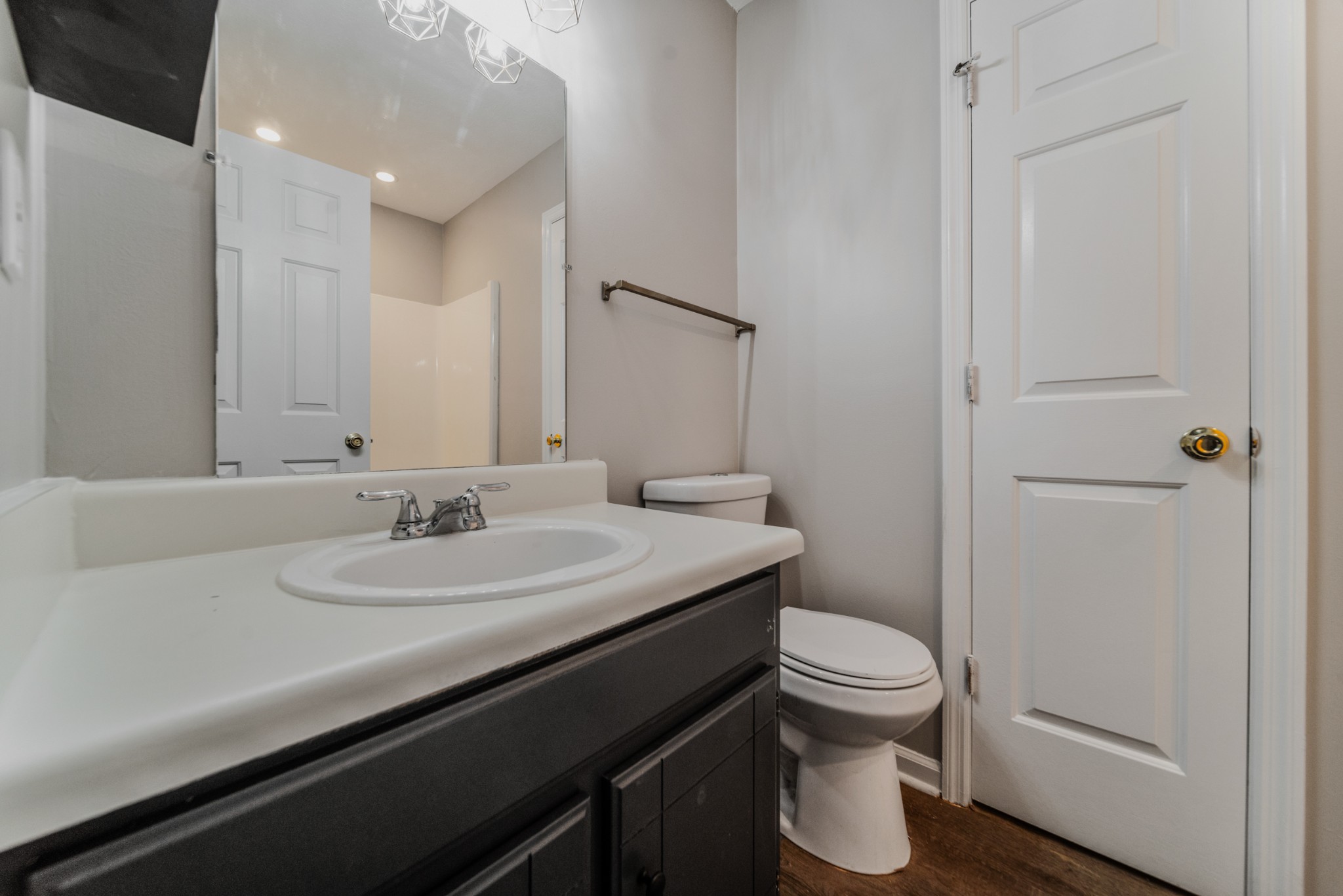110 Chatham Ct