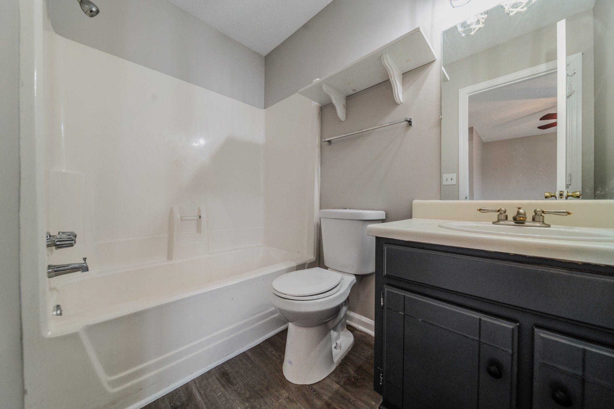 110 Chatham Ct