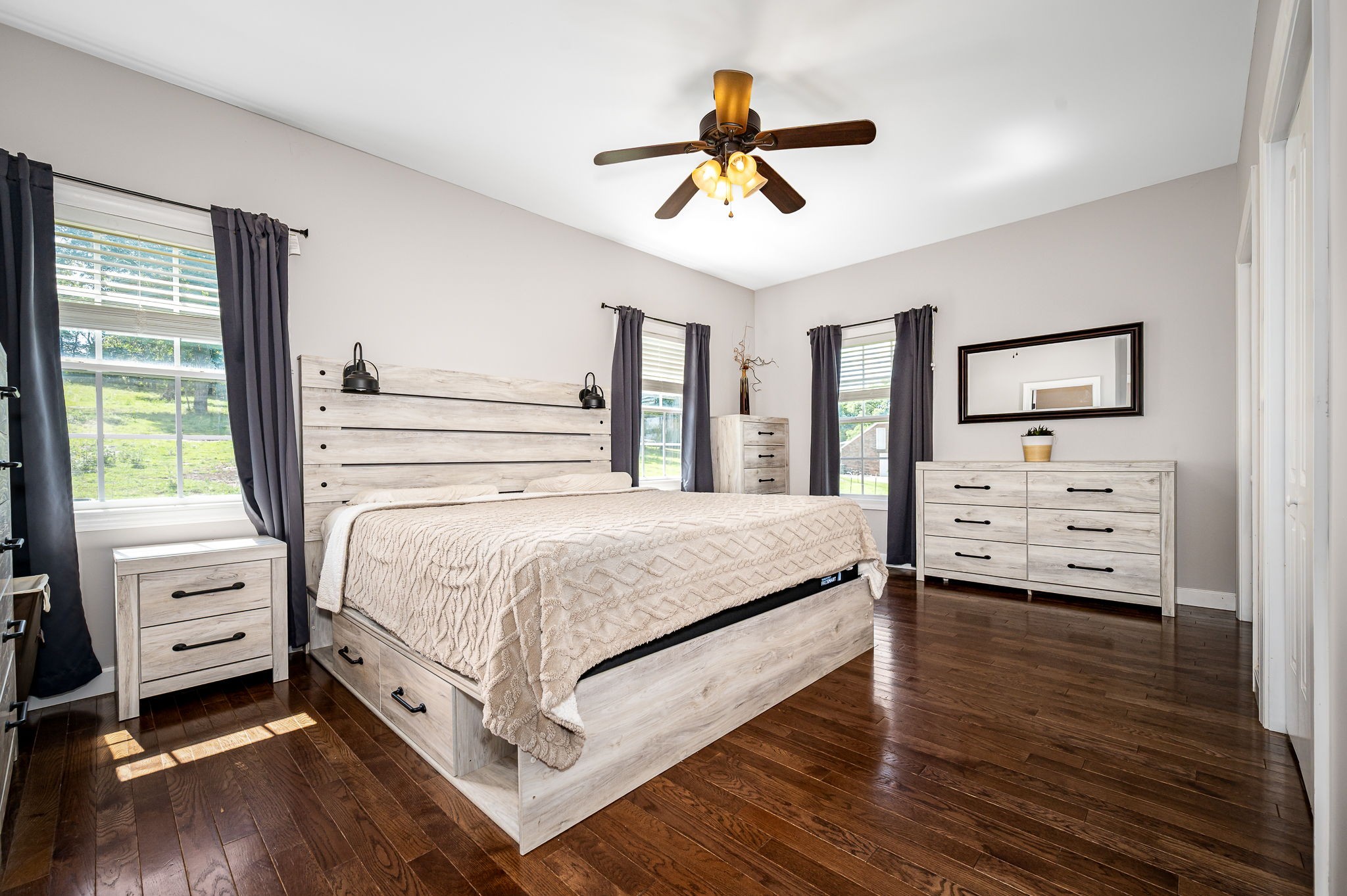 125 Hillwood Acres