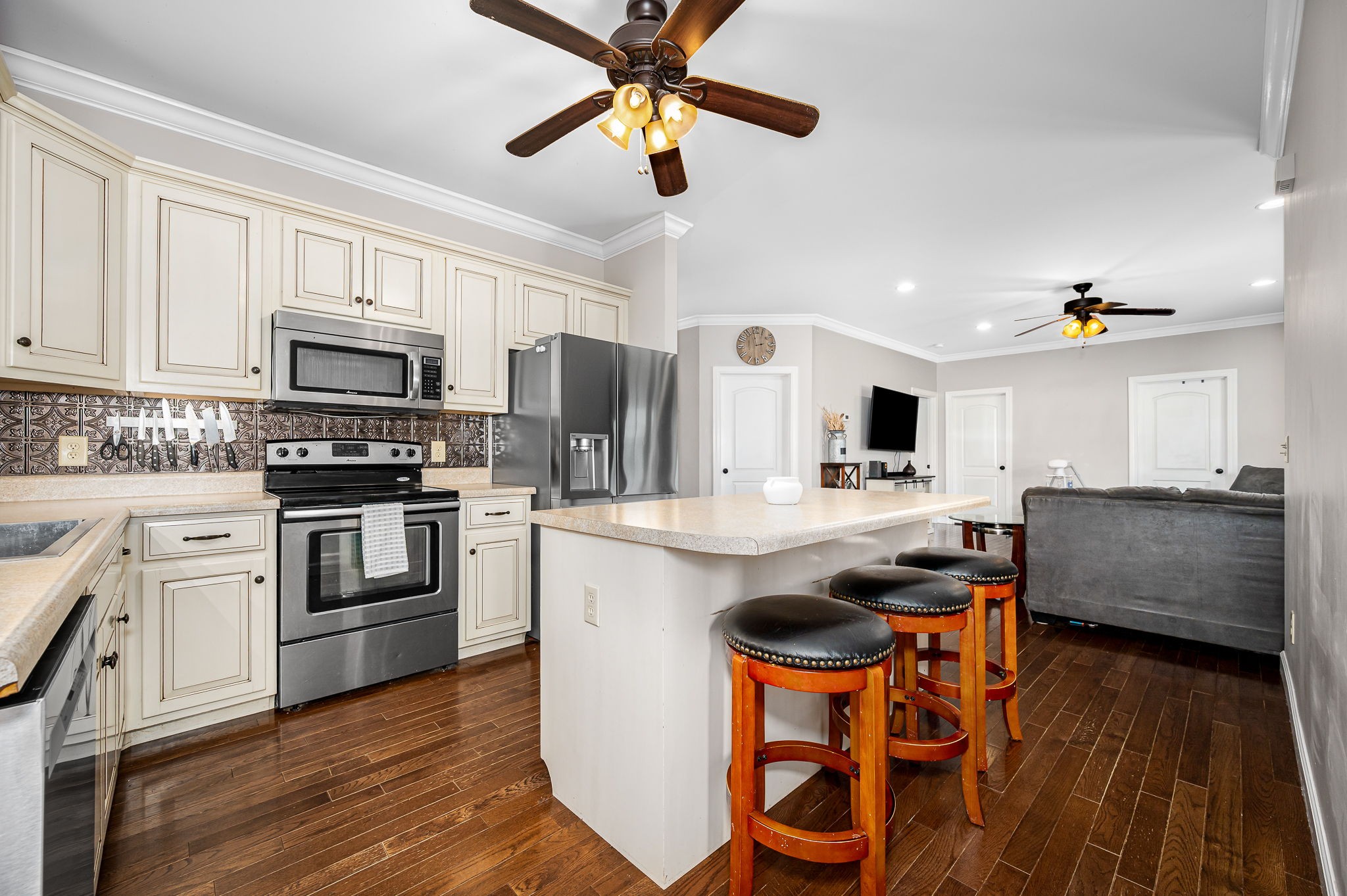 125 Hillwood Acres