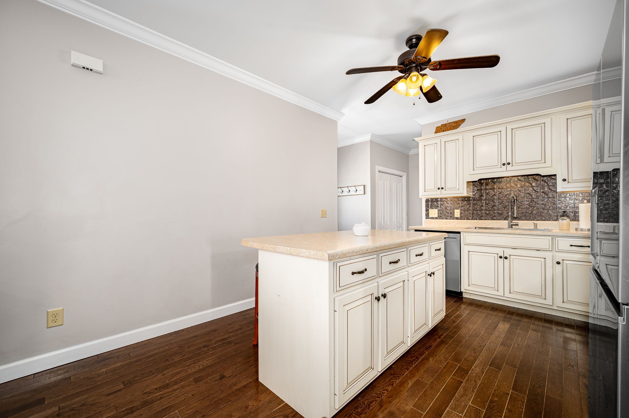 125 Hillwood Acres