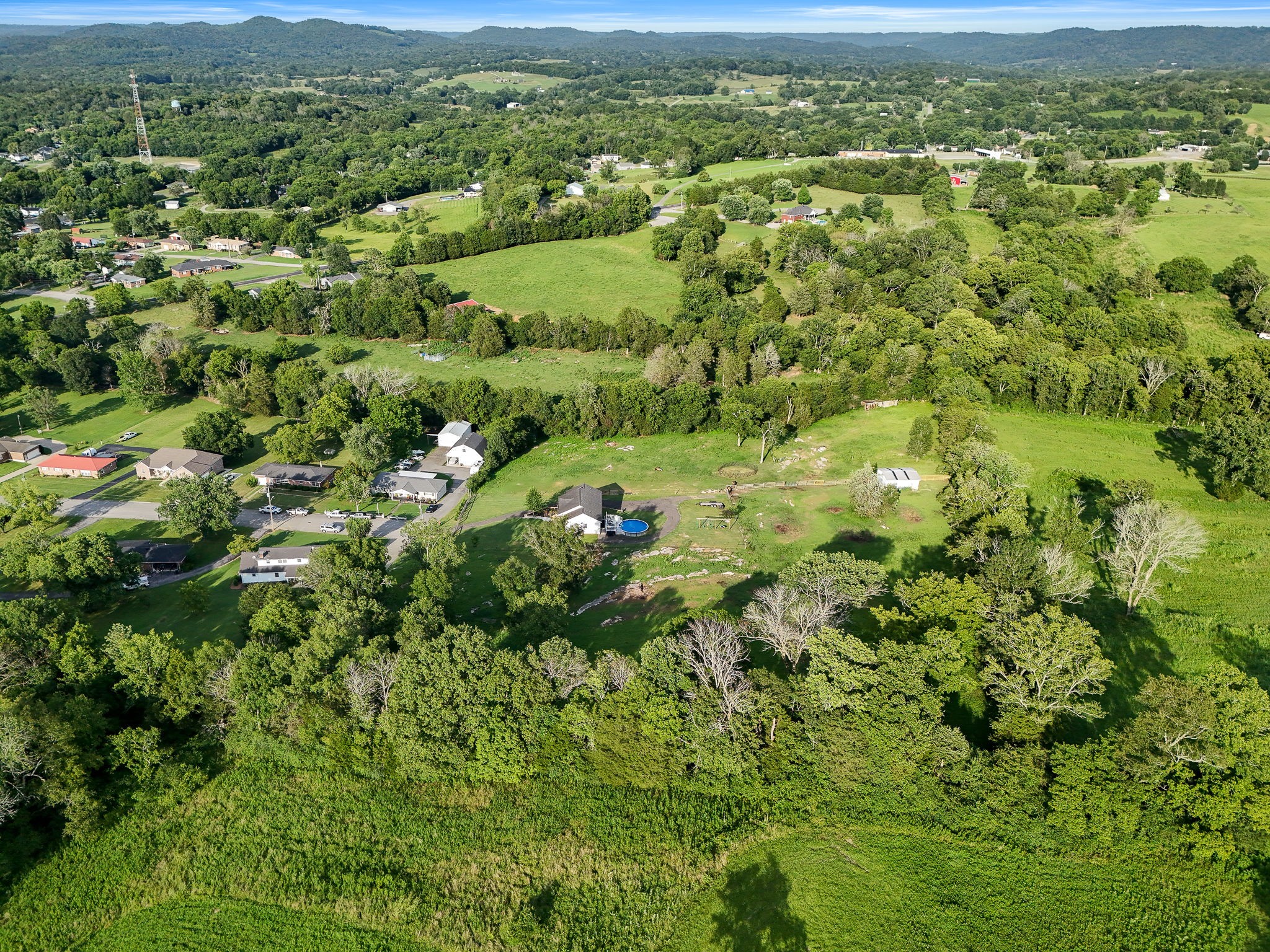 125 Hillwood Acres