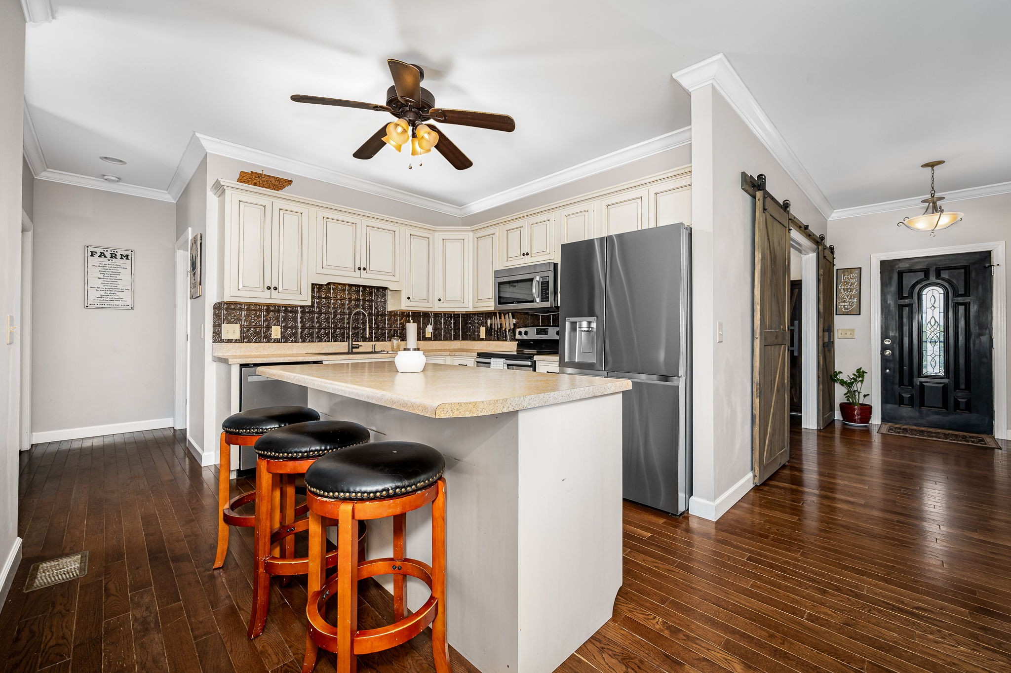 125 Hillwood Acres