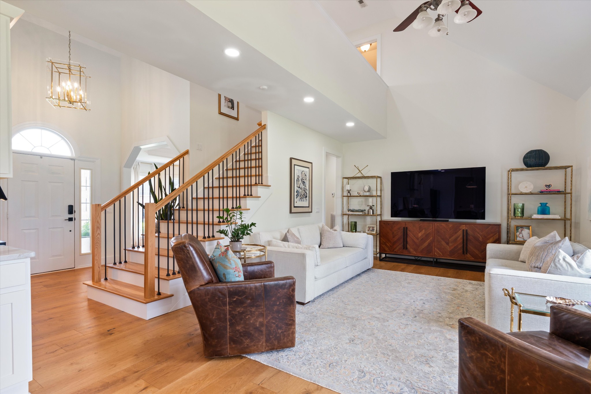 121 McKenzie Ct