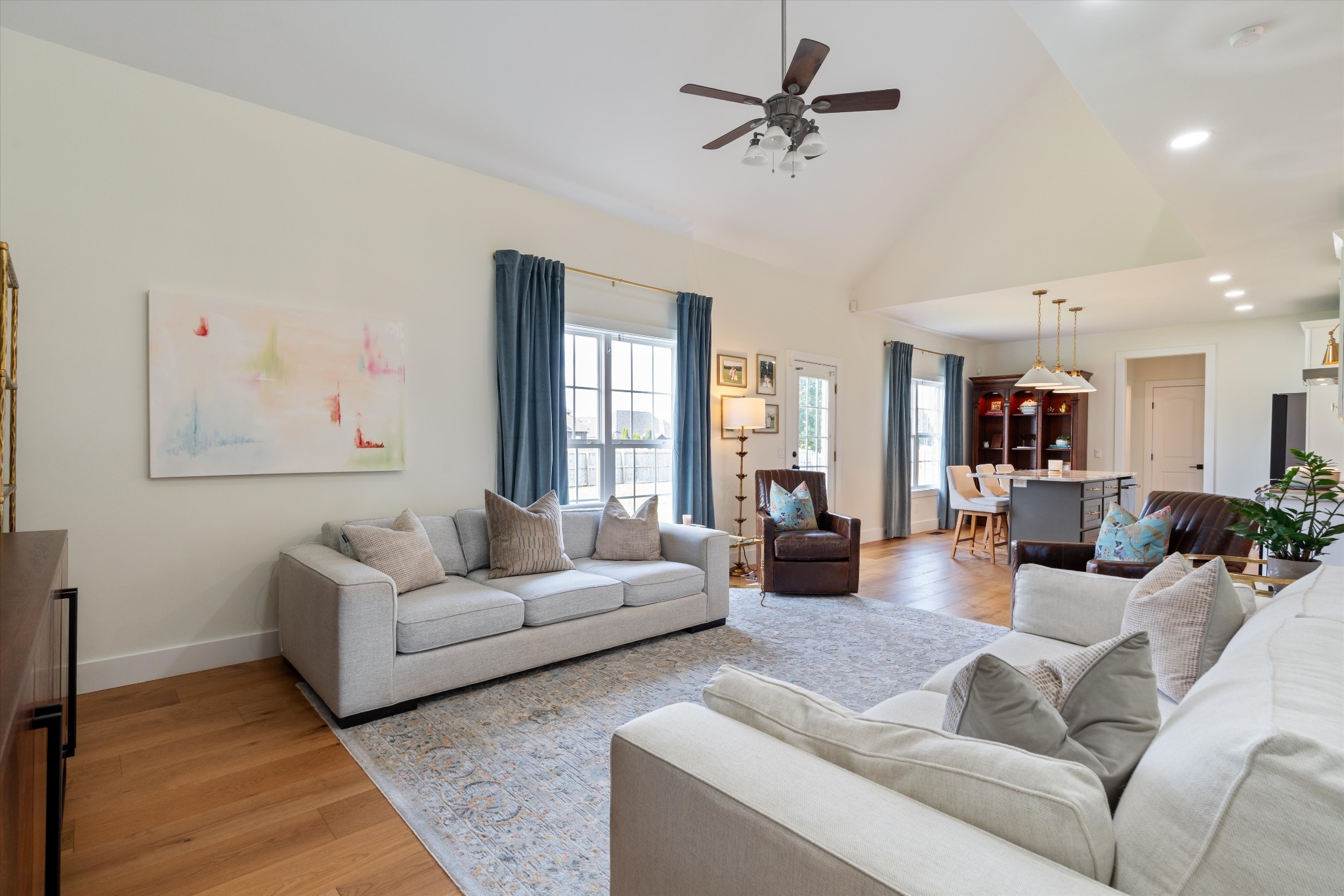 121 McKenzie Ct