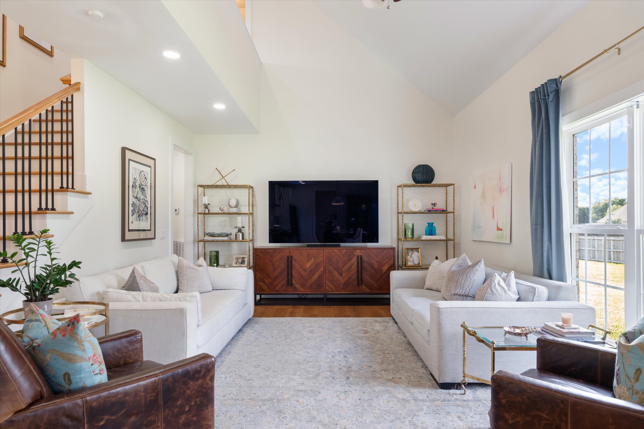 121 McKenzie Ct