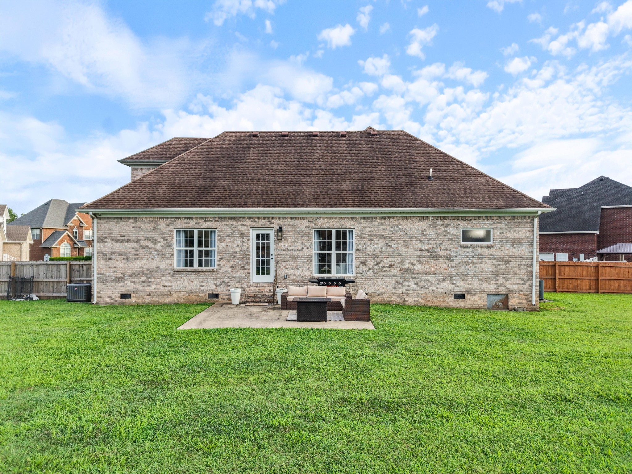 121 McKenzie Ct