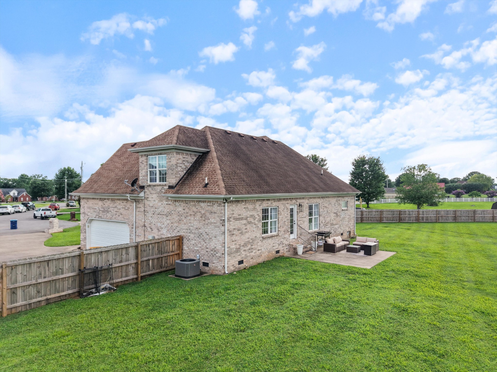 121 McKenzie Ct