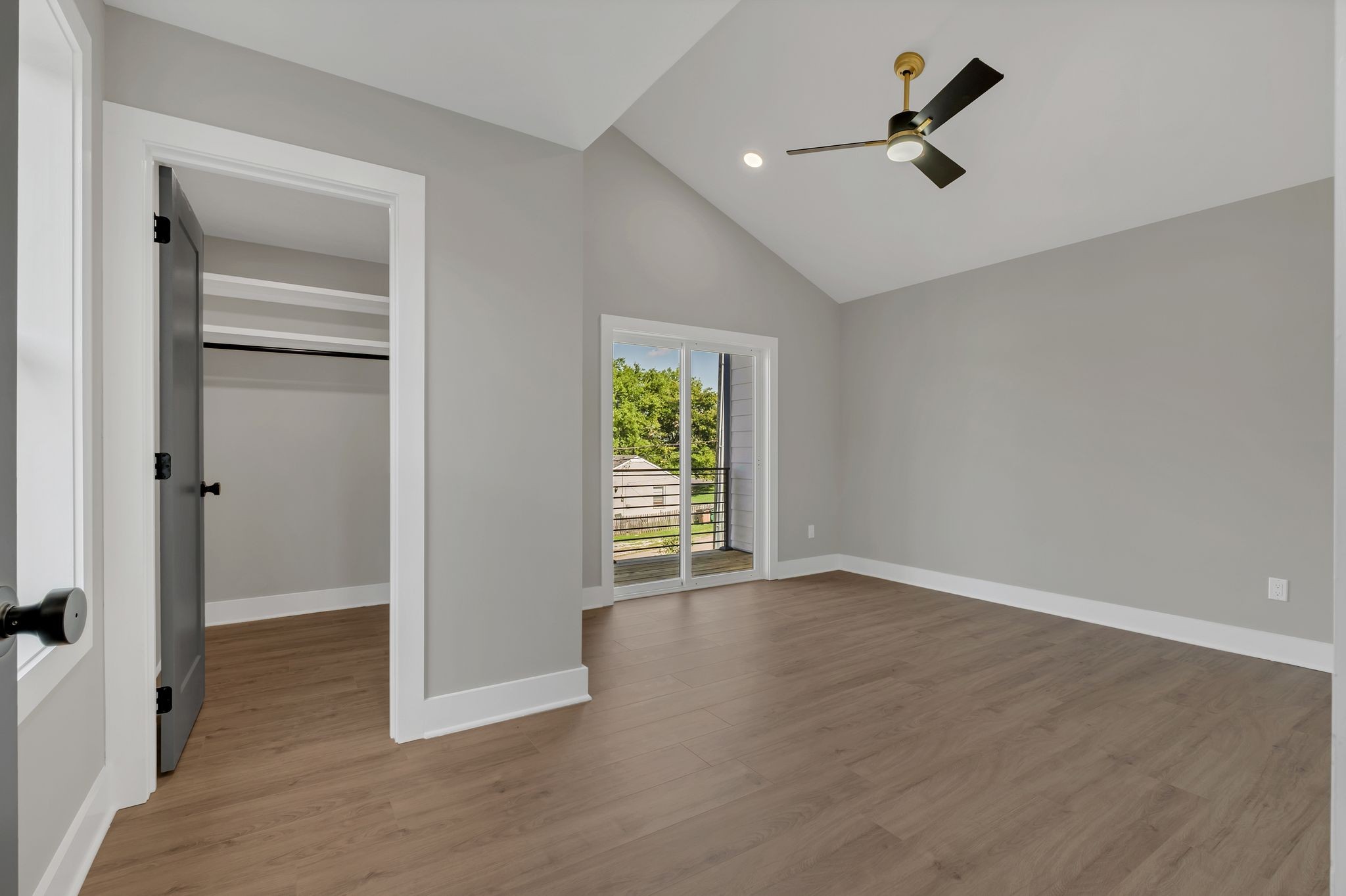 2637A Pennington Ave