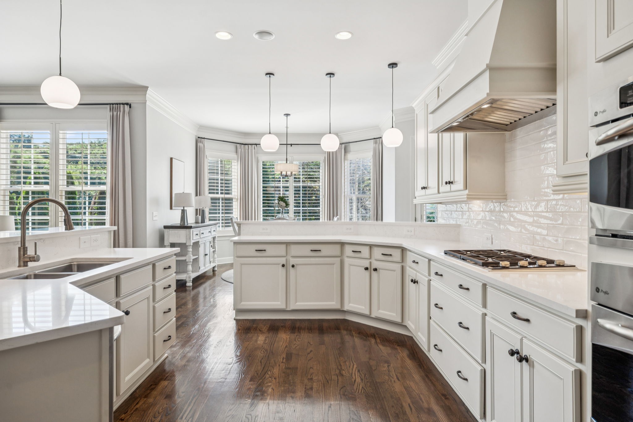 9065 Chardonnay Trce