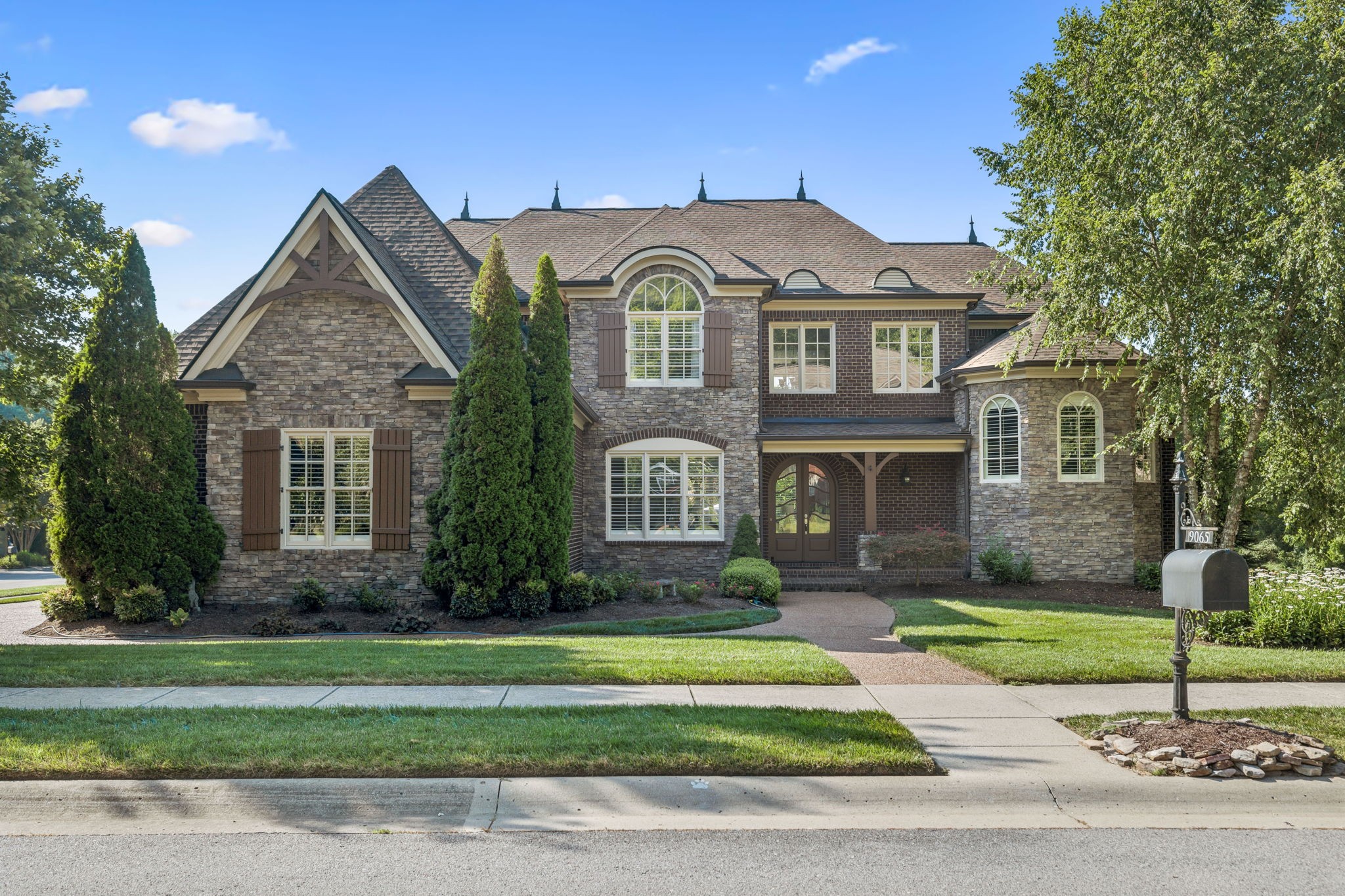 9065 Chardonnay Trce