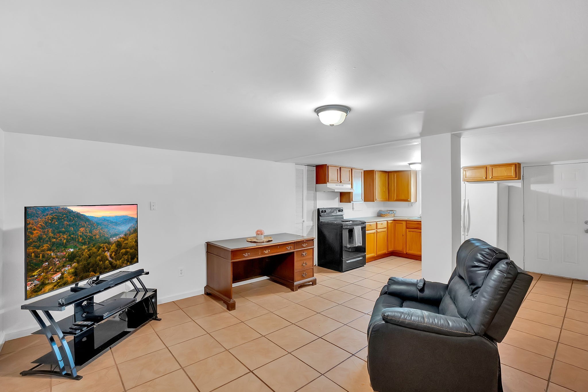 2728 Nodyne Dr