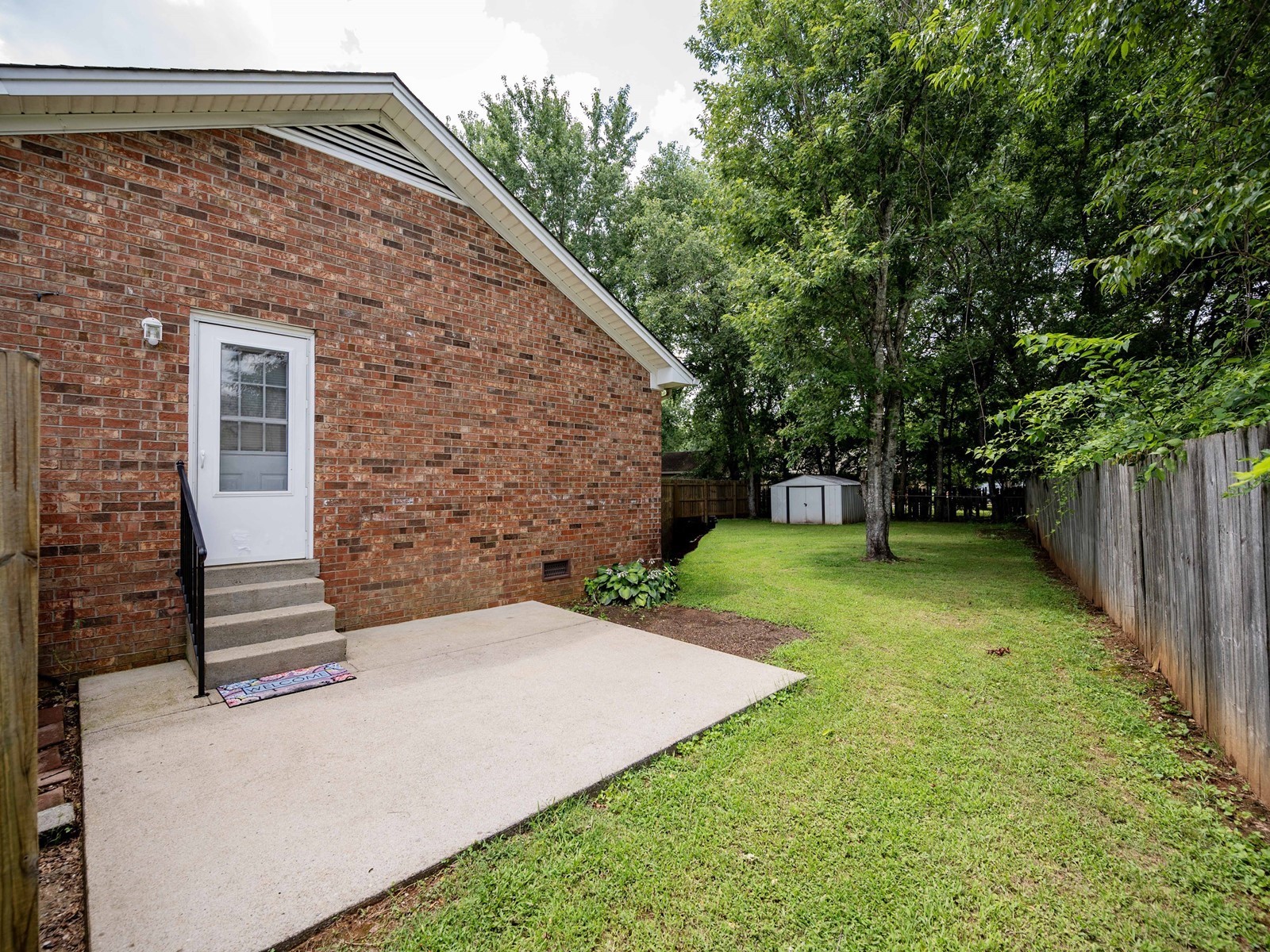 2563 Saratoga Ct