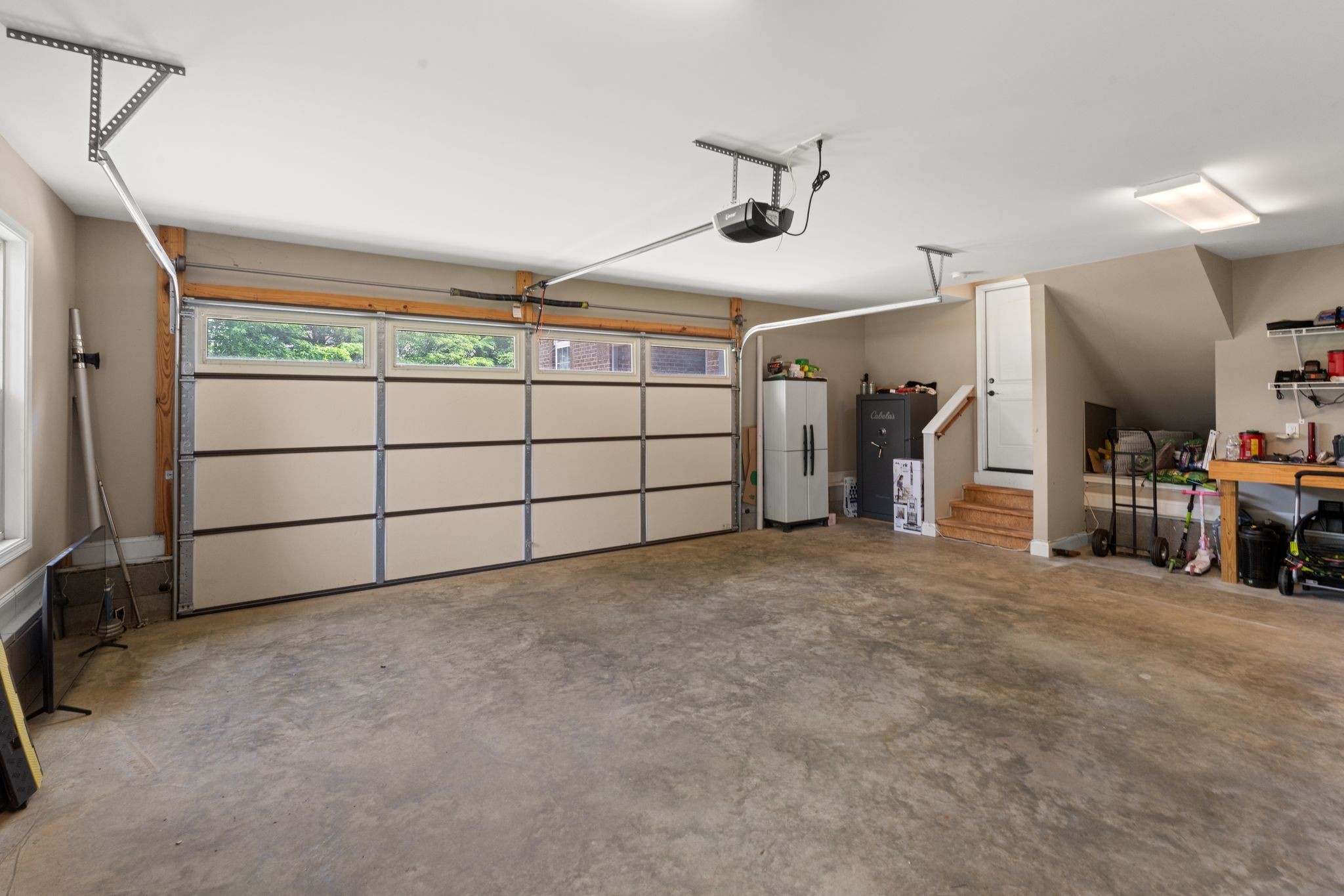 3006 Gracie Ann Dr